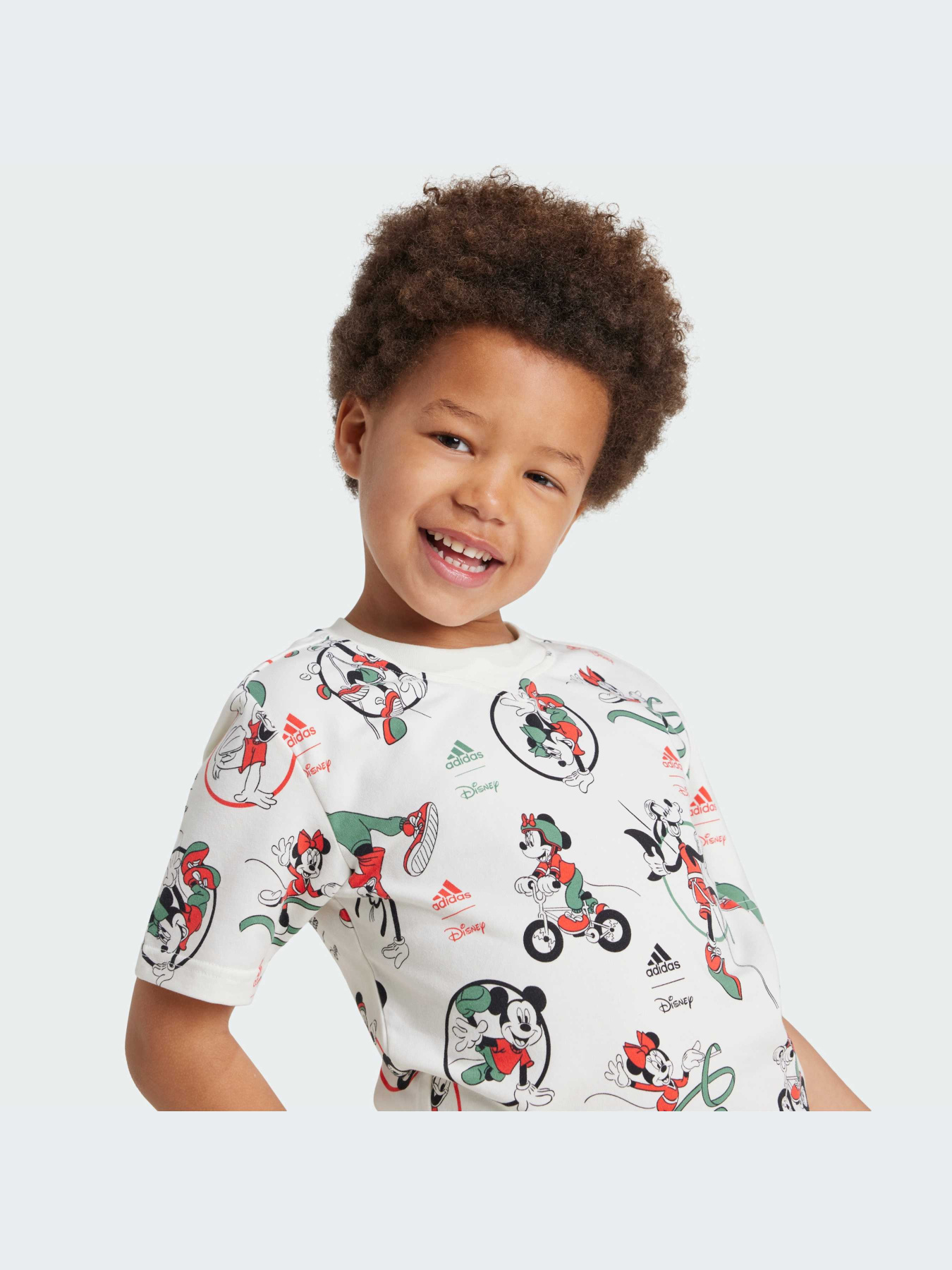 Костюмы Adidas x Disney модель IW0669 Костюмы Adidas x Disney модель IW0669 Фото