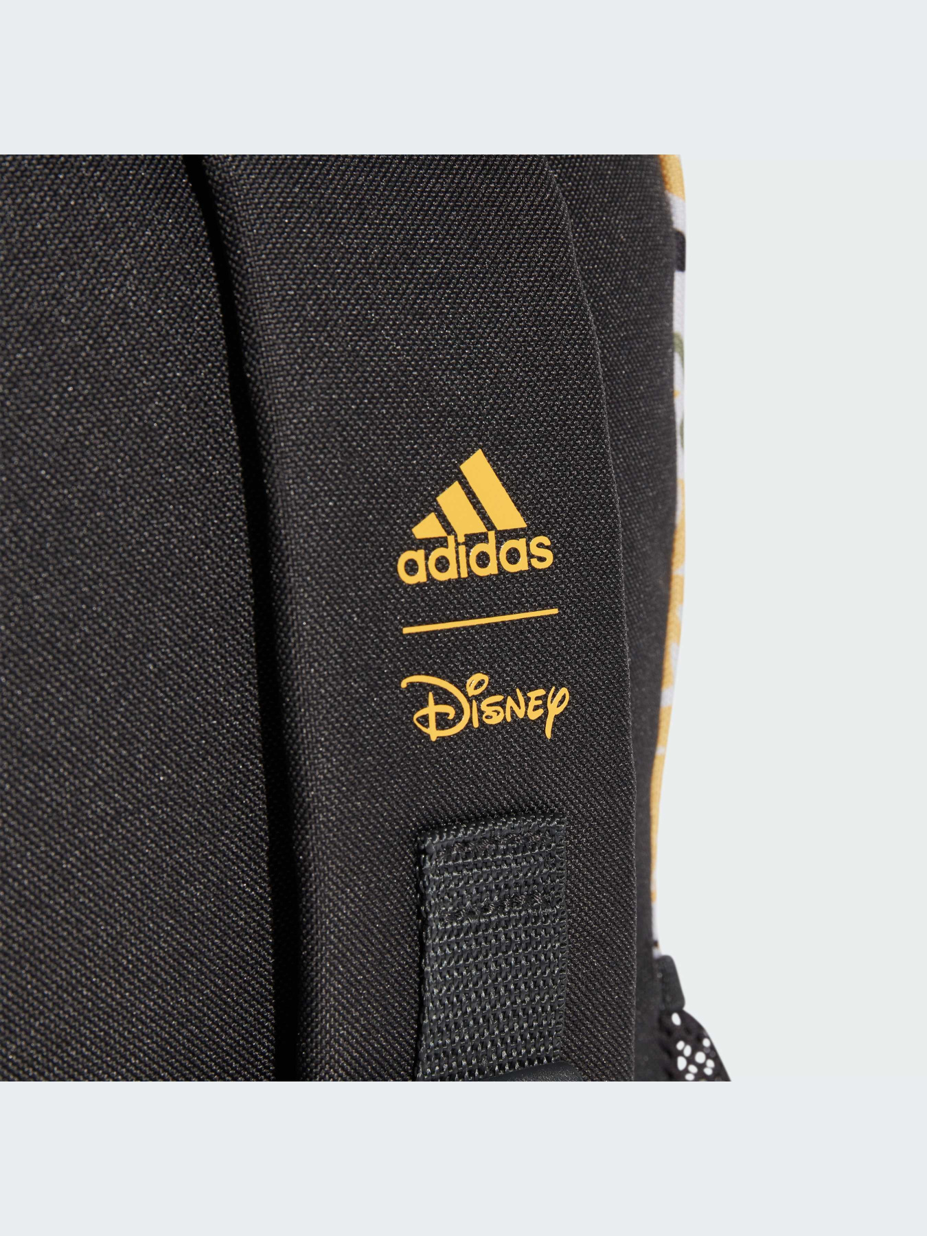 Рюкзаки Adidas x Disney модель IW1100 Рюкзаки Adidas x Disney модель IW1100 Фото