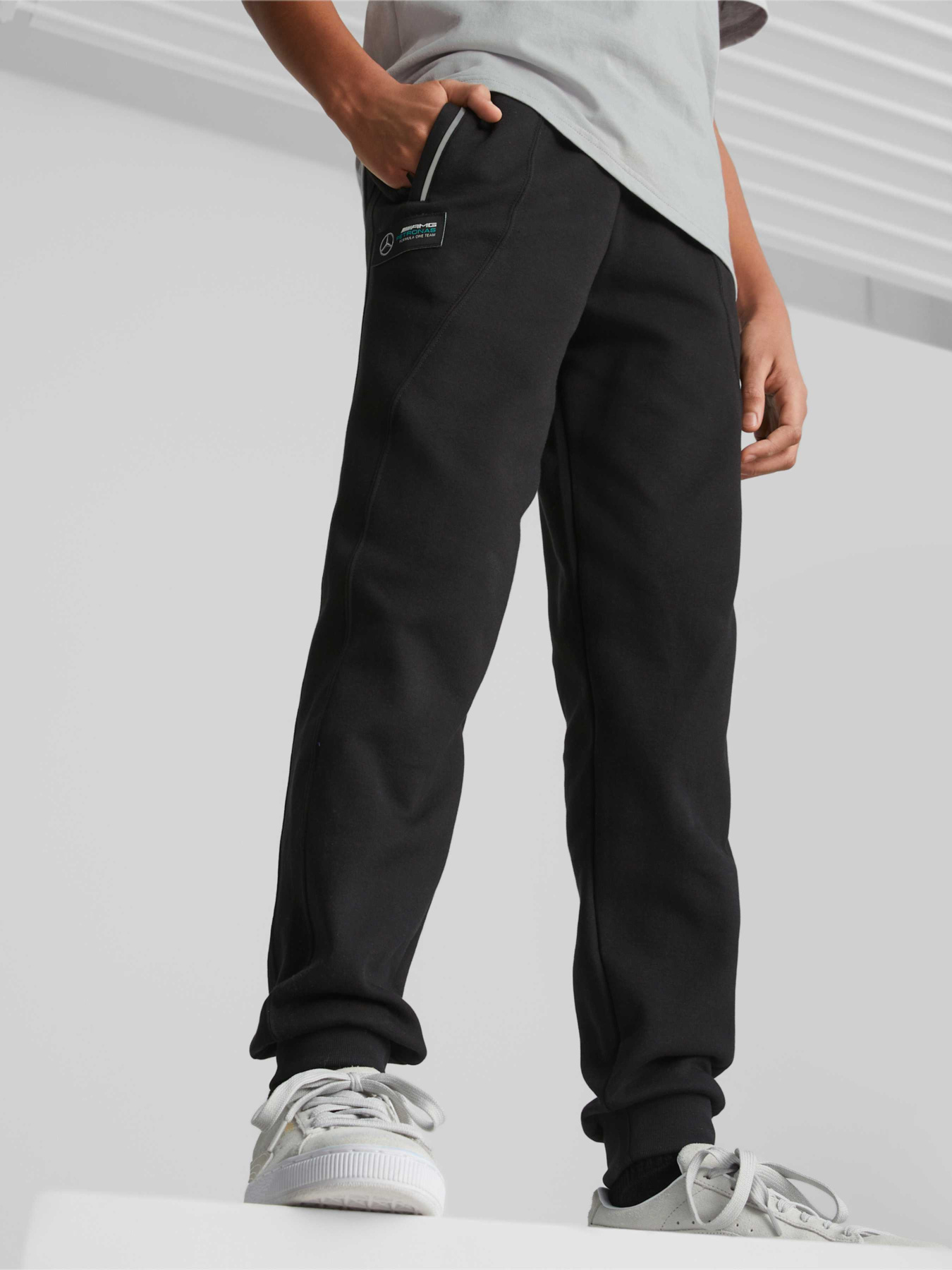 Штани PUMA Mapf1 Kids Sweat Pants модель 538490 Фото