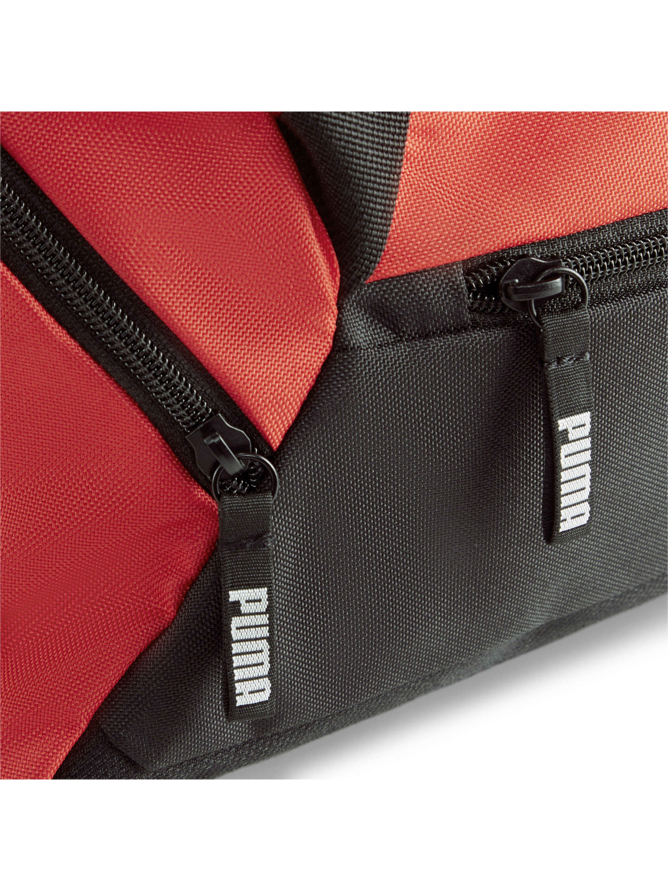Сумки PUMA Teamgoal Teambag S модель 090232 Сумки PUMA Teamgoal Teambag S модель 090232 Фото