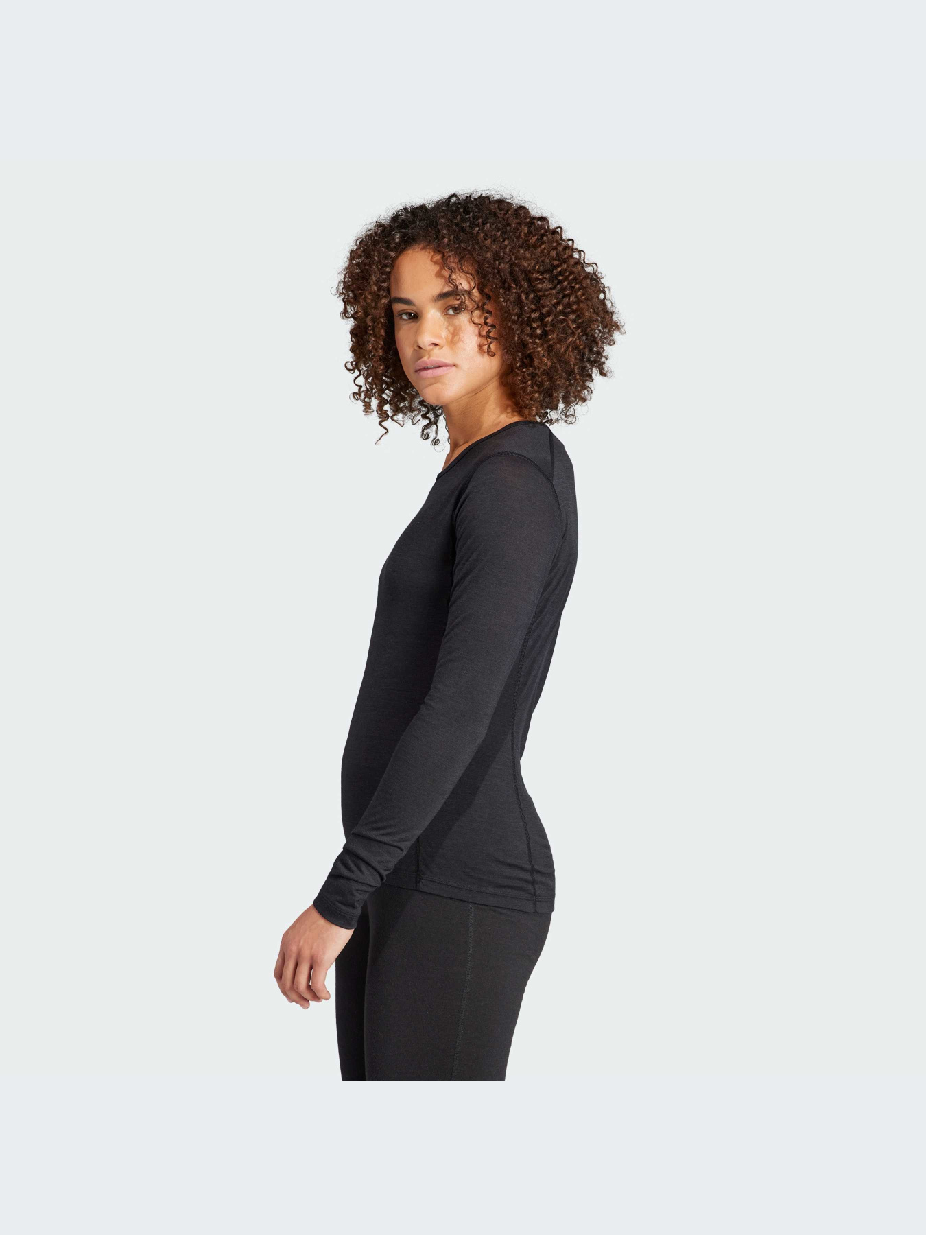 Нижня білизна Adidas Термо-лонгслів модель HZ8557 Фото