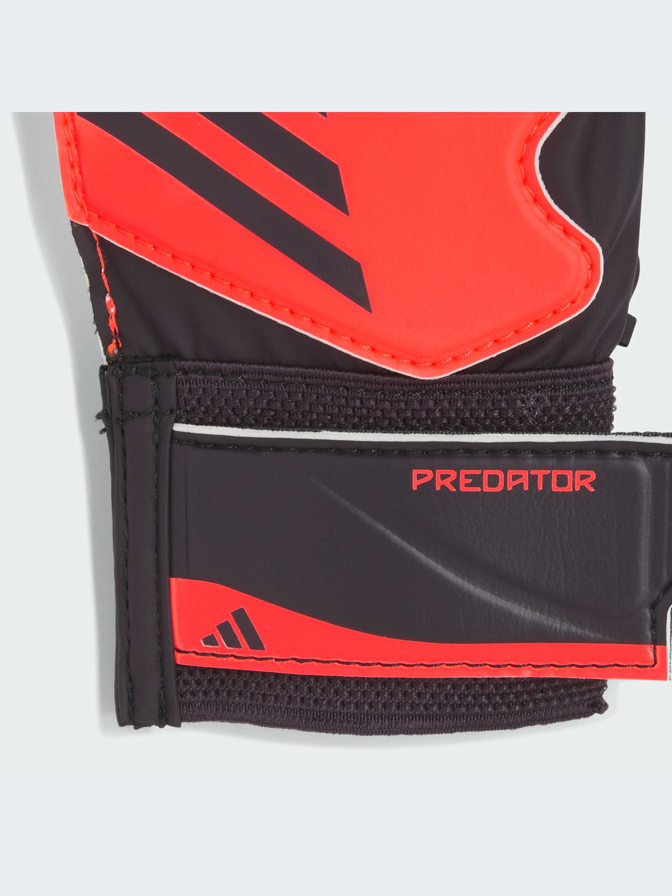 Перчатки для спорта Adidas Predator модель IX3873 Фото