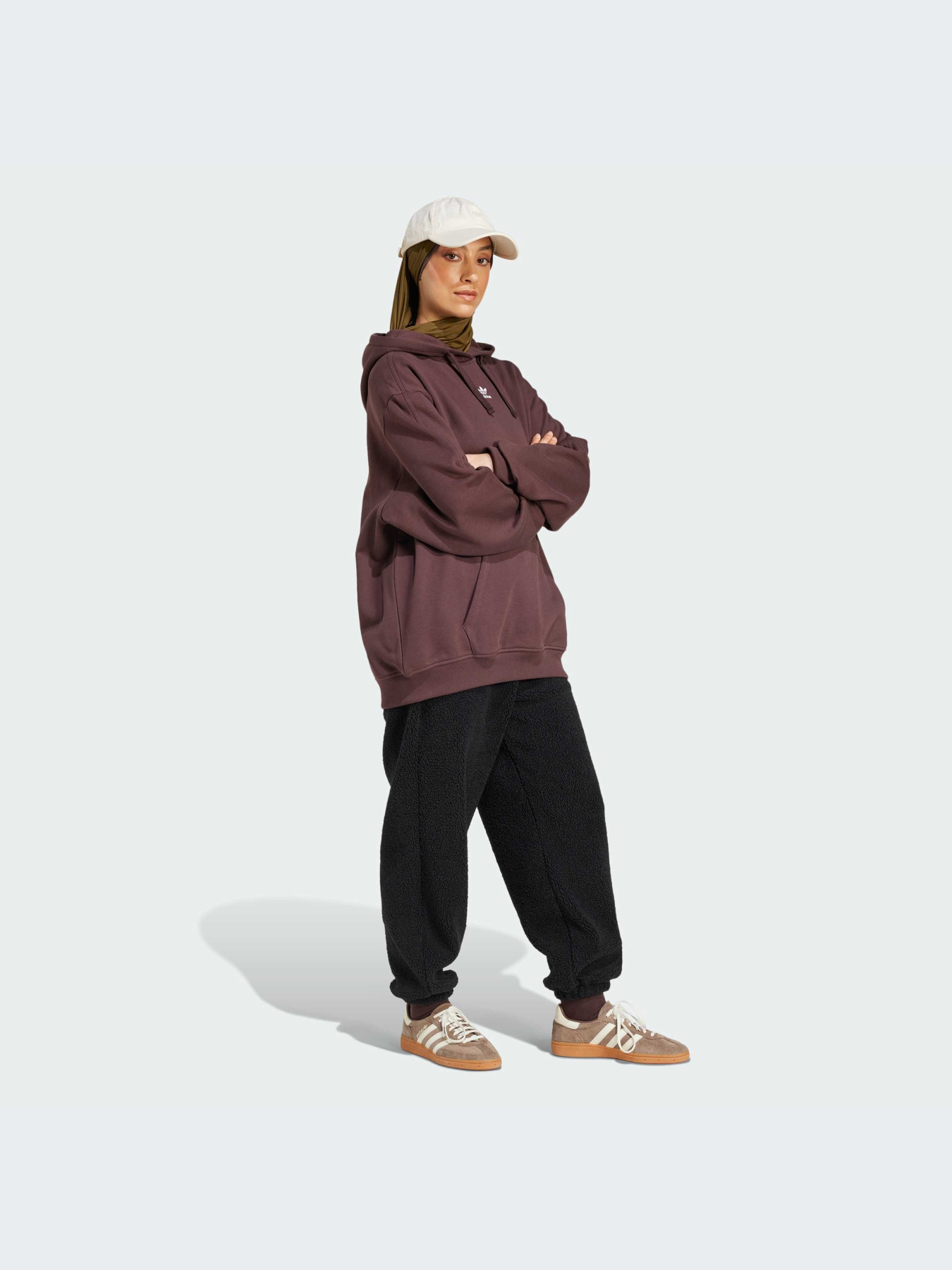 Худи и свитшоты Adidas модель IY2435 Фото