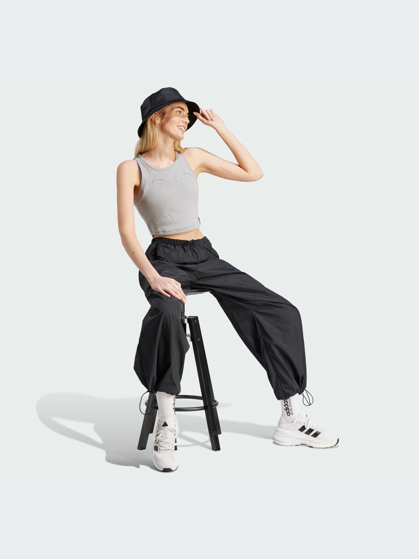 Штани Adidas модель IQ4827 Фото
