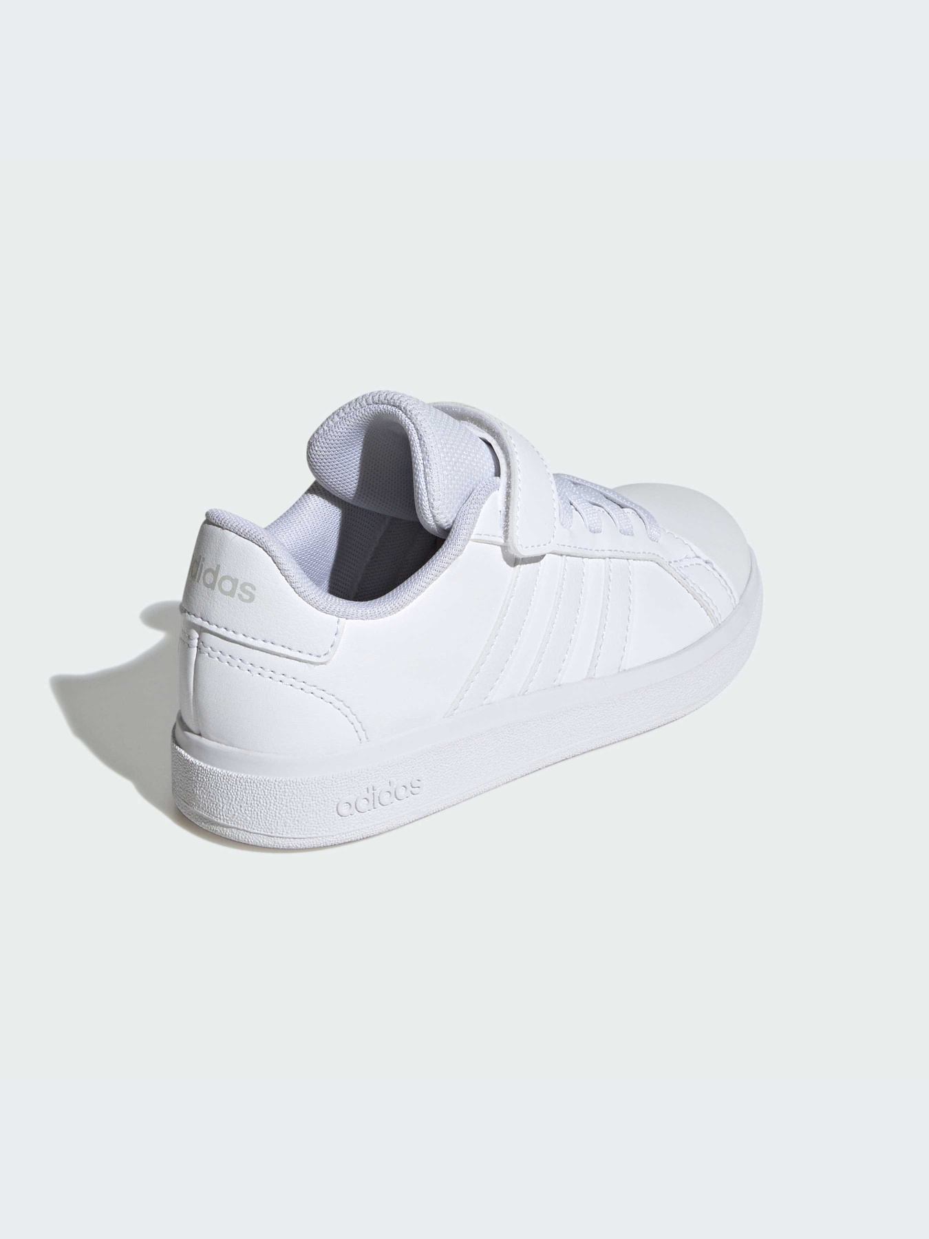Кросівки Adidas Grand Court модель IH5531 Кросівки Adidas Grand Court модель IH5531 Фото