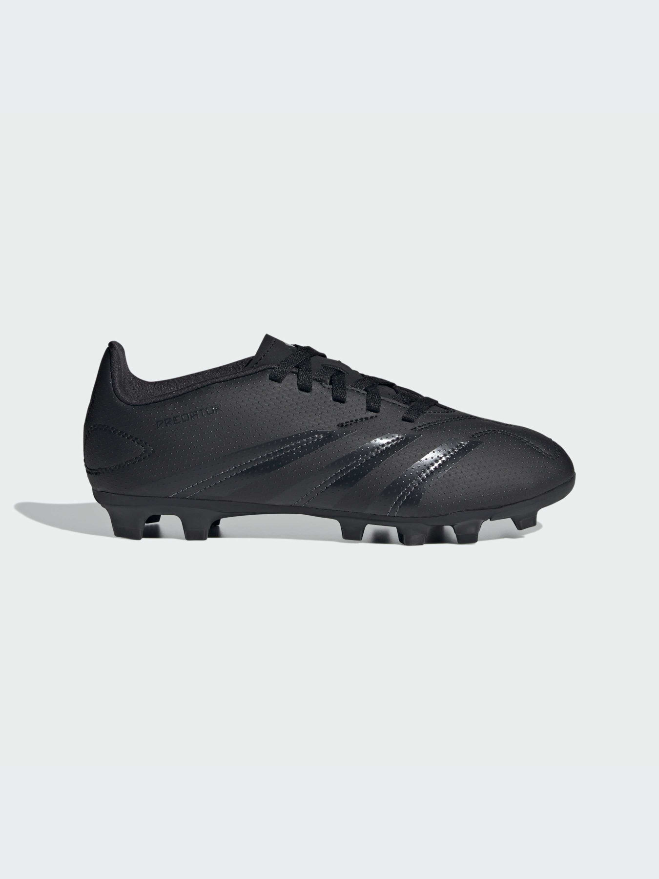 Кроссовки Adidas Predator модель IG5428 Кроссовки Adidas Predator модель IG5428 Фото