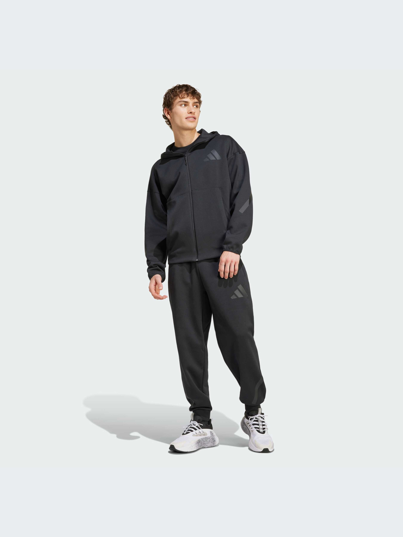 Худі та світшоти Adidas ZNE модель JE7538 Фото