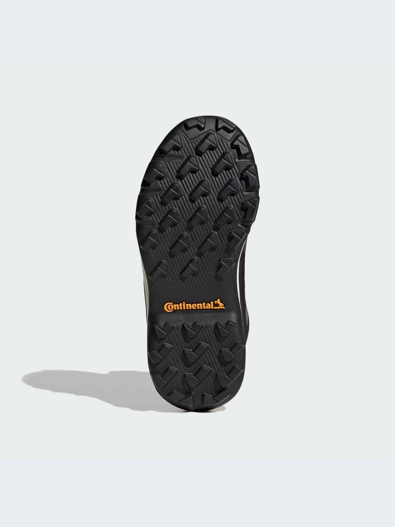 Ботинки и сапоги Adidas модель IF7493 Ботинки и сапоги Adidas модель IF7493 Фото