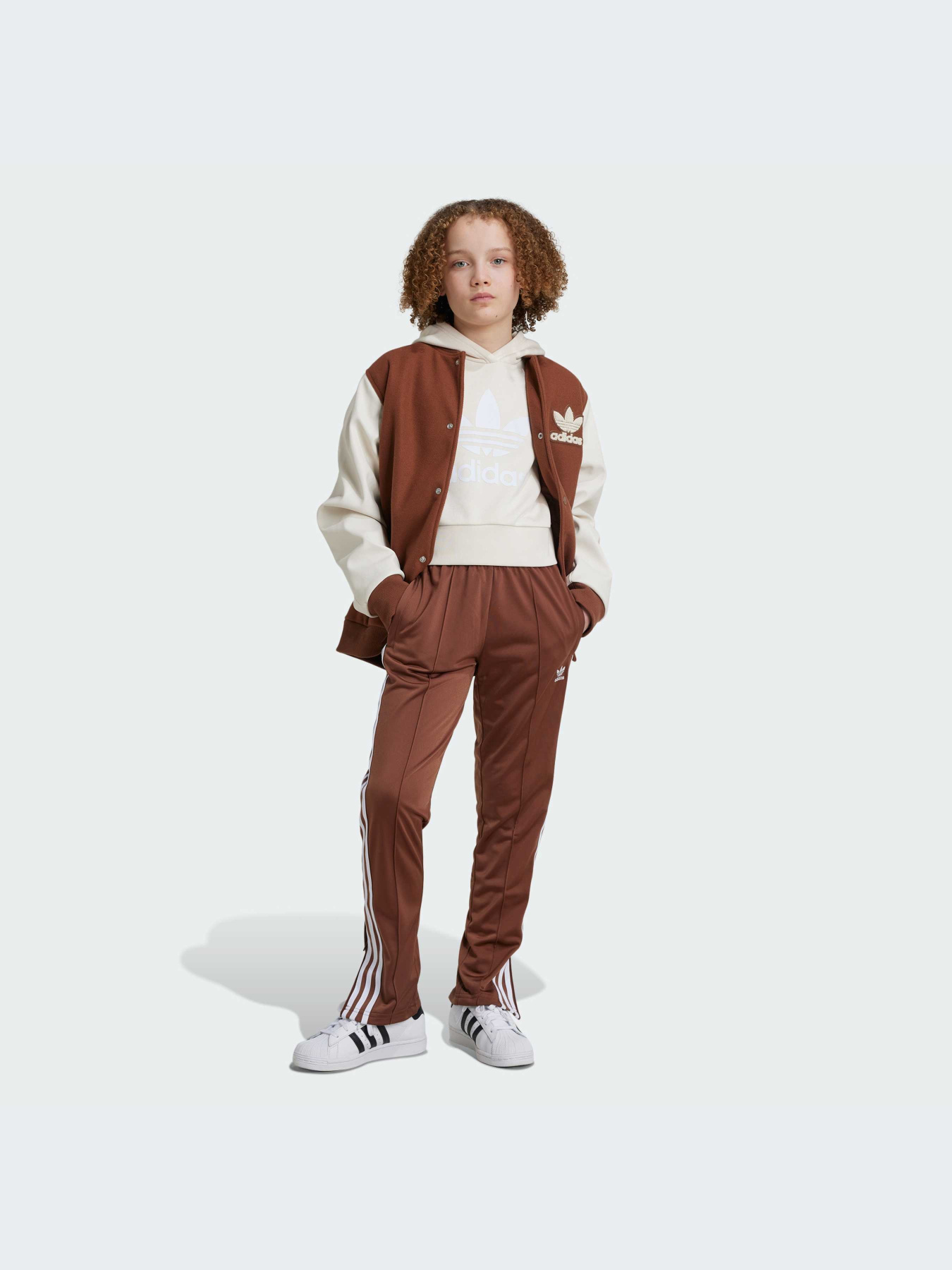 Худи и свитшоты Adidas Adicolor модель IY7468 Худи и свитшоты Adidas Adicolor модель IY7468 Фото