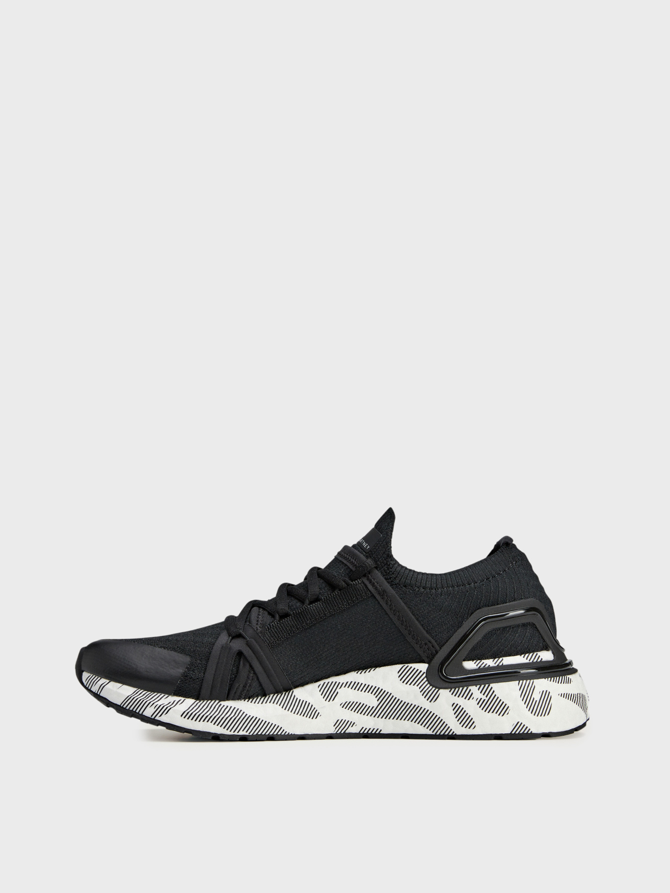 Кросівки Adidas Ultraboost модель IH0087 Фото