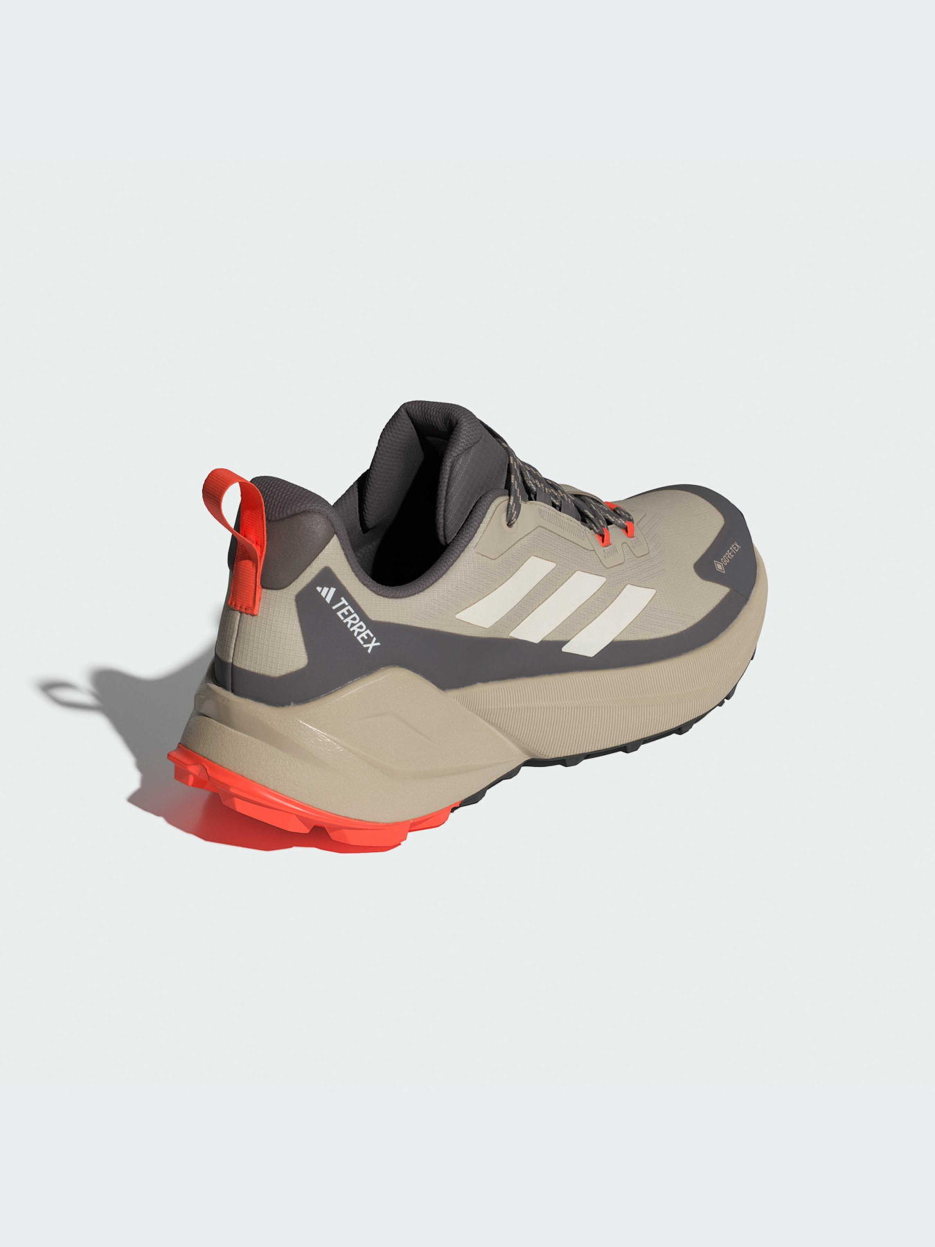 Кроссовки Adidas модель IG8899 Кроссовки Adidas модель IG8899 Фото