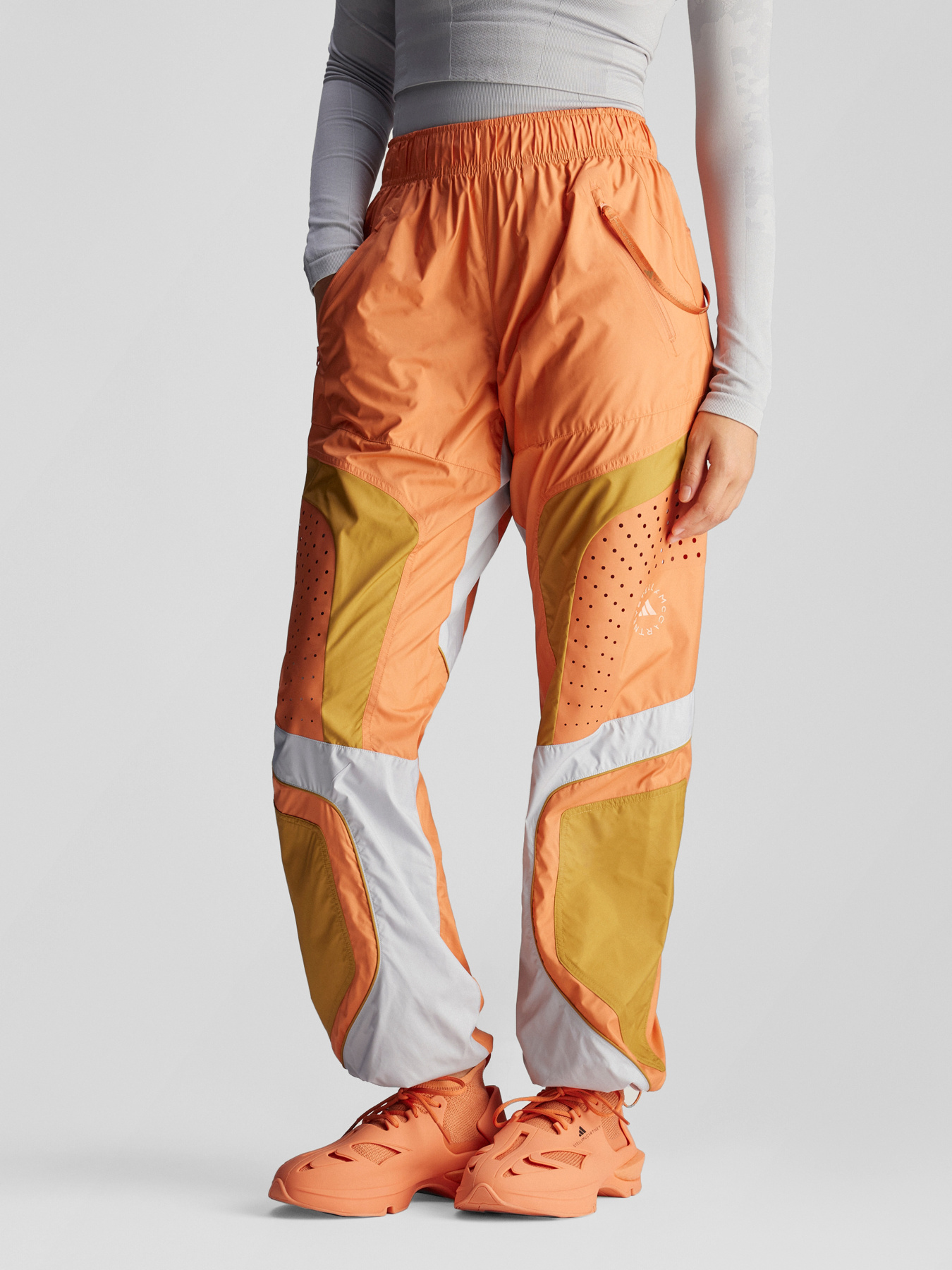 Штани Adidas модель IW9925 Фото