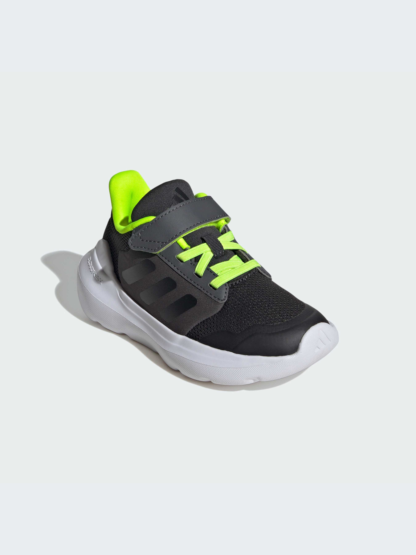 Кроссовки Adidas модель IE5987 Кроссовки Adidas модель IE5987 Фото