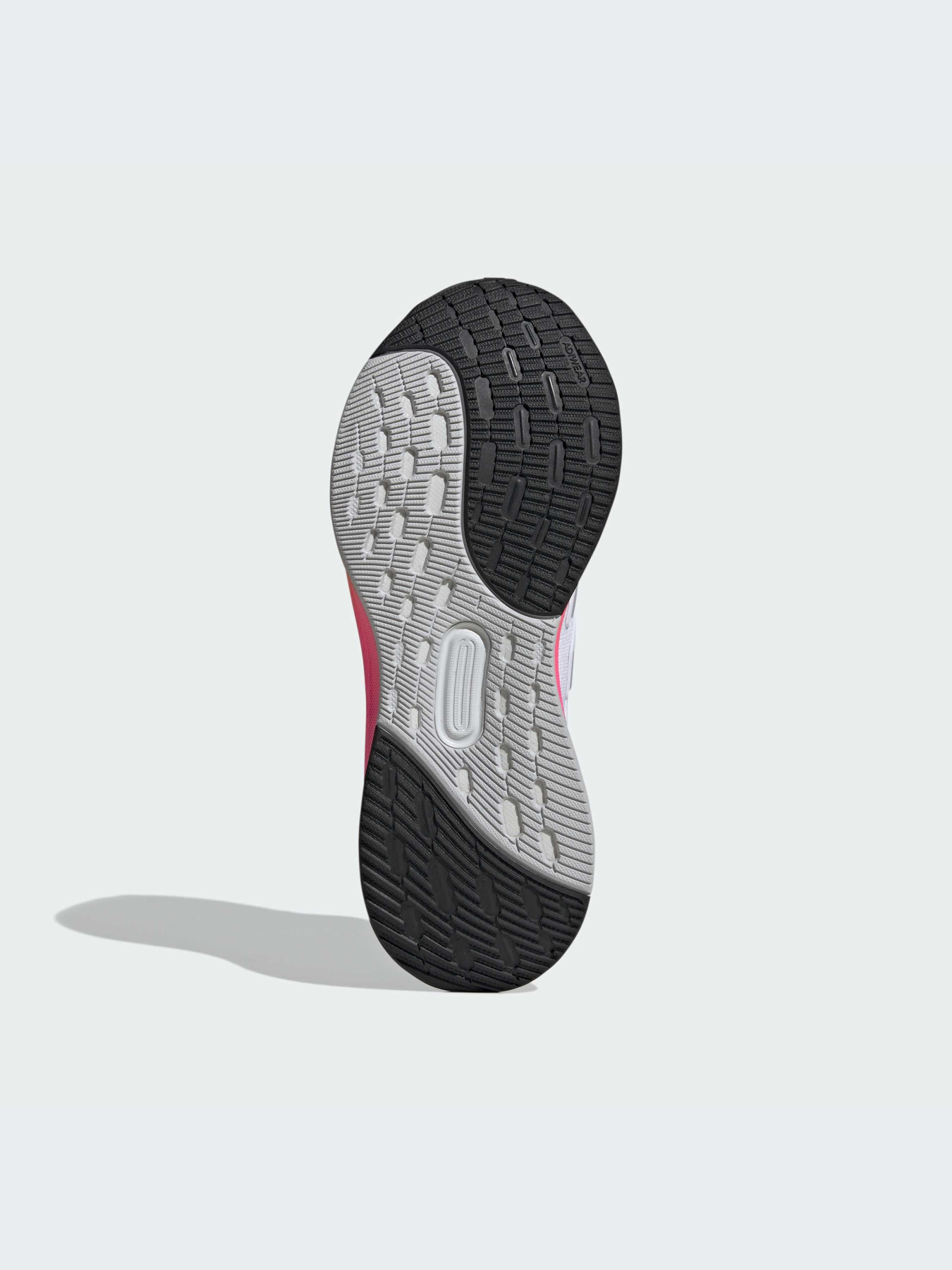 Кроссовки Adidas модель IE8808 Кроссовки Adidas модель IE8808 Фото