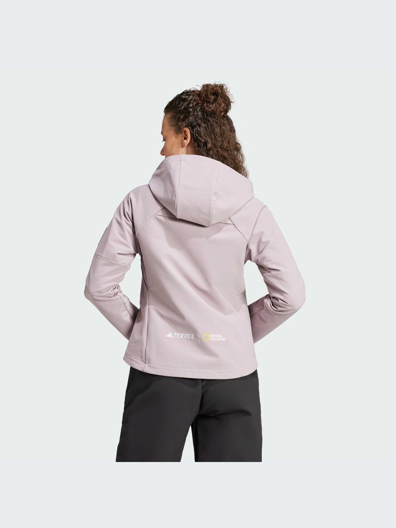 Куртки та дублянки Adidas модель IX5630 Куртки та дублянки Adidas модель IX5630 Фото
