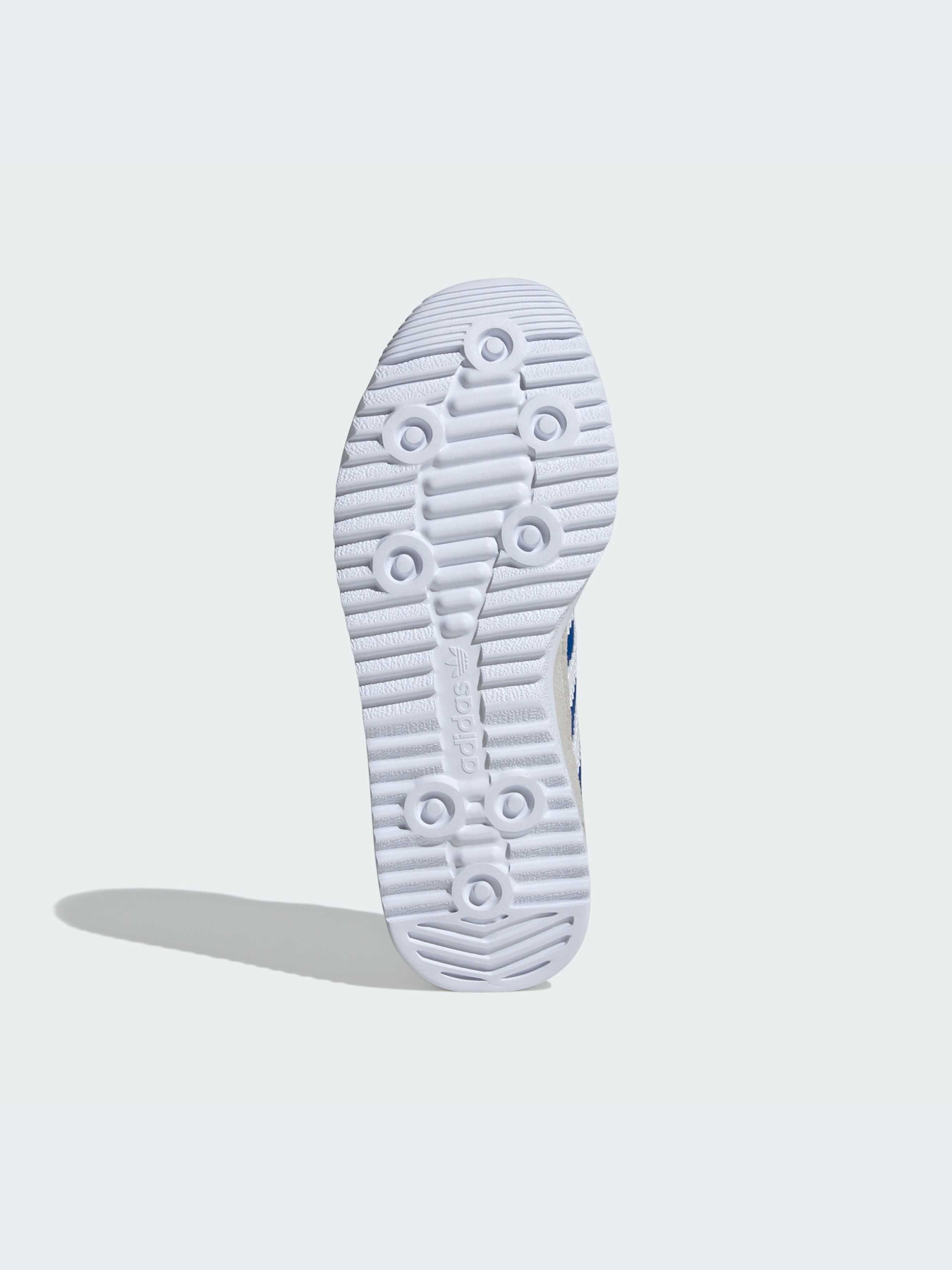 Кроссовки Adidas модель IH2984 Кроссовки Adidas модель IH2984 Фото