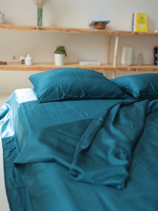 Комплект постільної білизни з тканини Сатин колір Глибокий синій BedclozZzes модель 12870 Фото