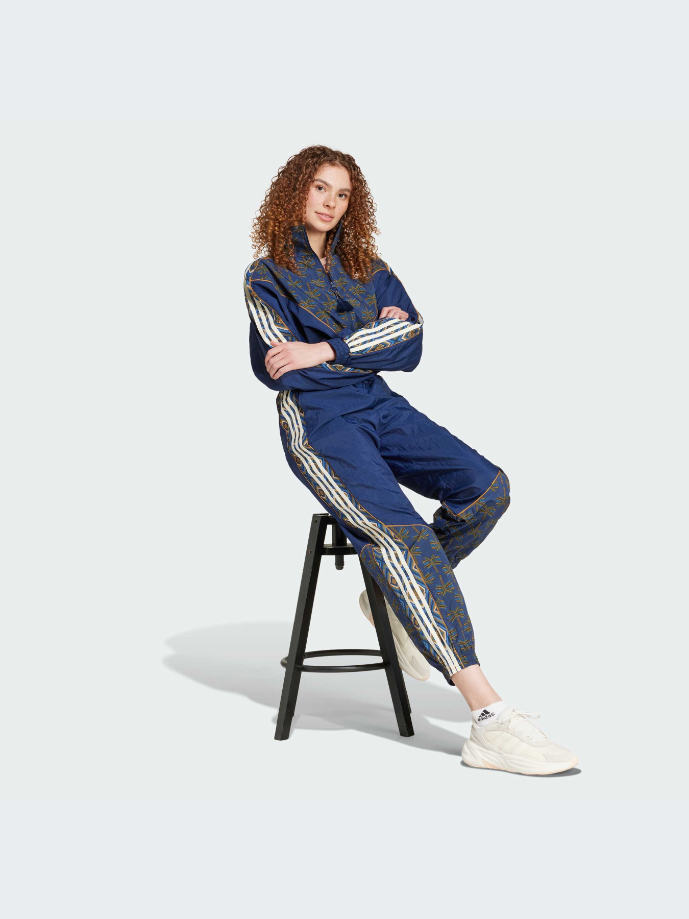 Комбінезони Adidas модель IV9740 Комбінезони Adidas модель IV9740 Фото