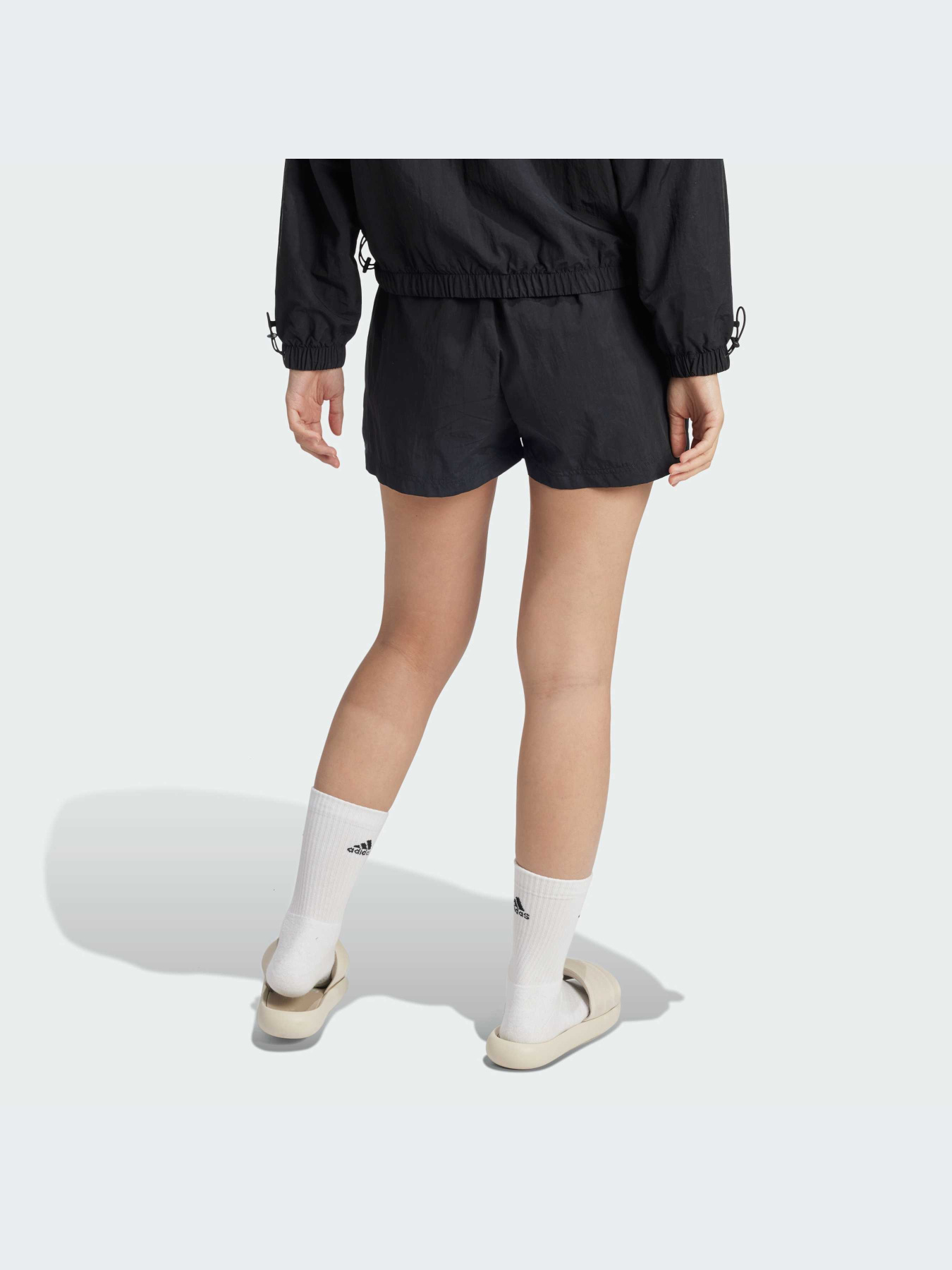 Шорты Adidas модель IV9782 Фото