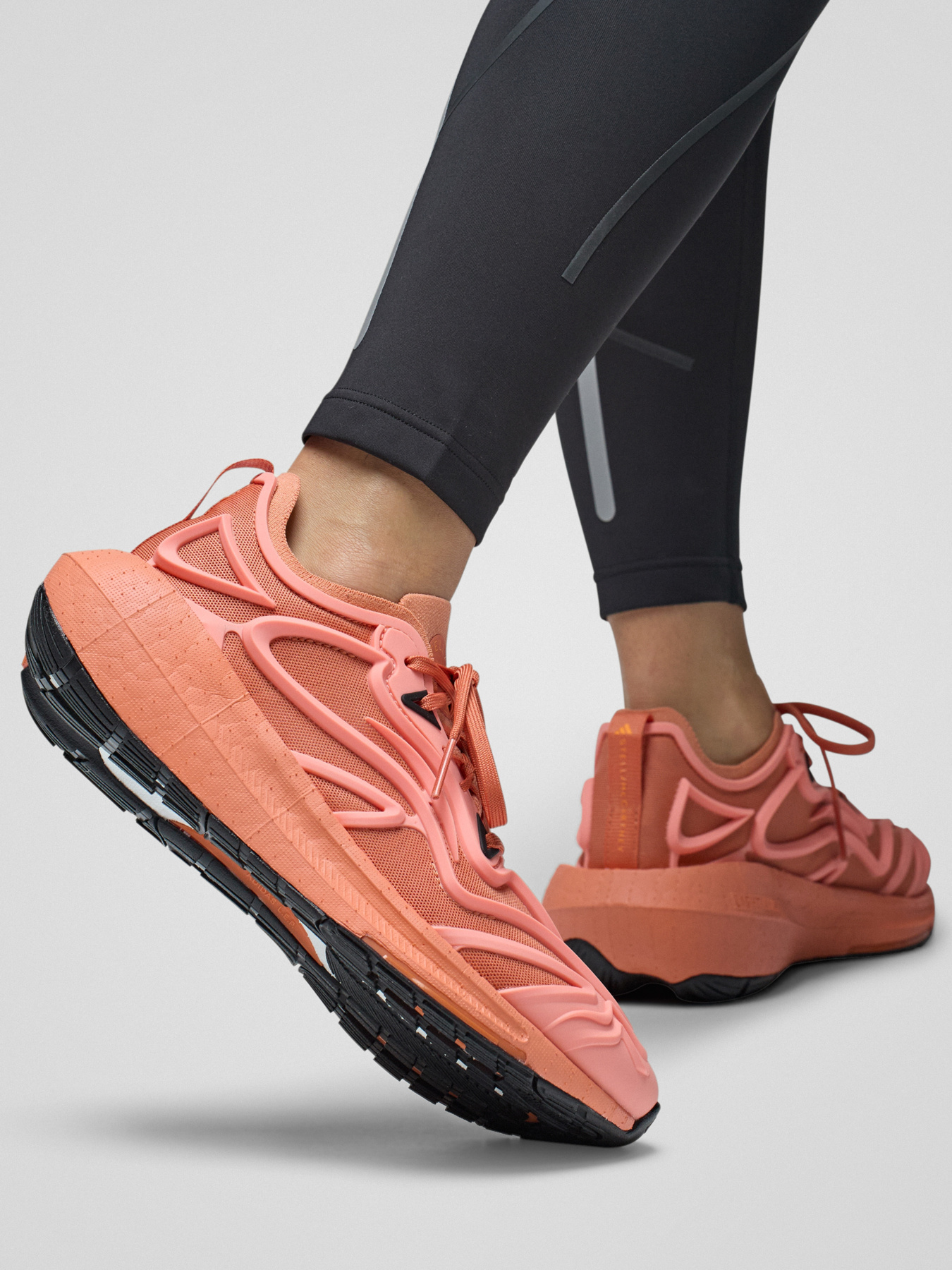 Кросівки Adidas Ultraboost модель IF1790 Кросівки Adidas Ultraboost модель IF1790 Фото