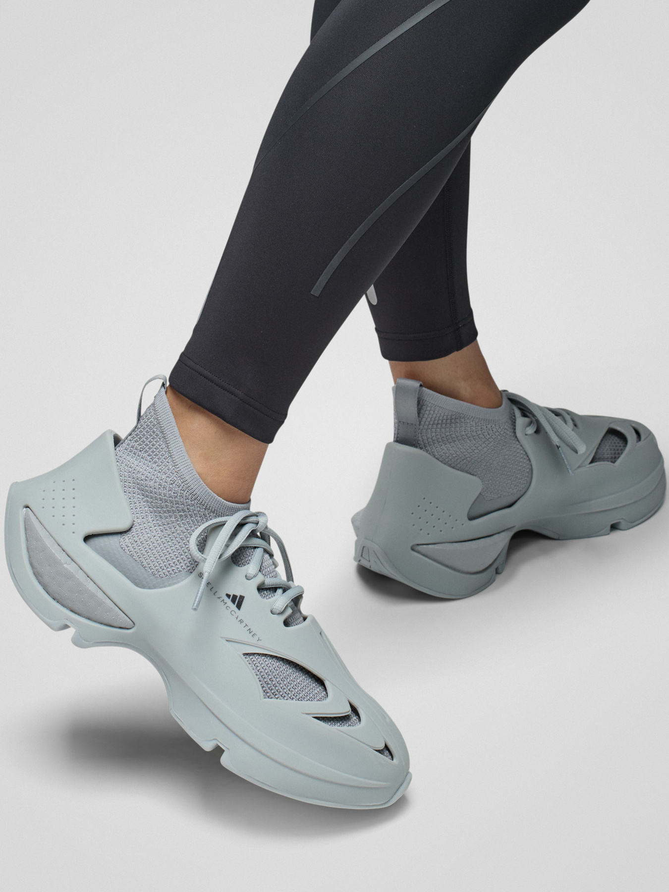 Кросівки Adidas модель IE8758 Кросівки Adidas модель IE8758 Фото