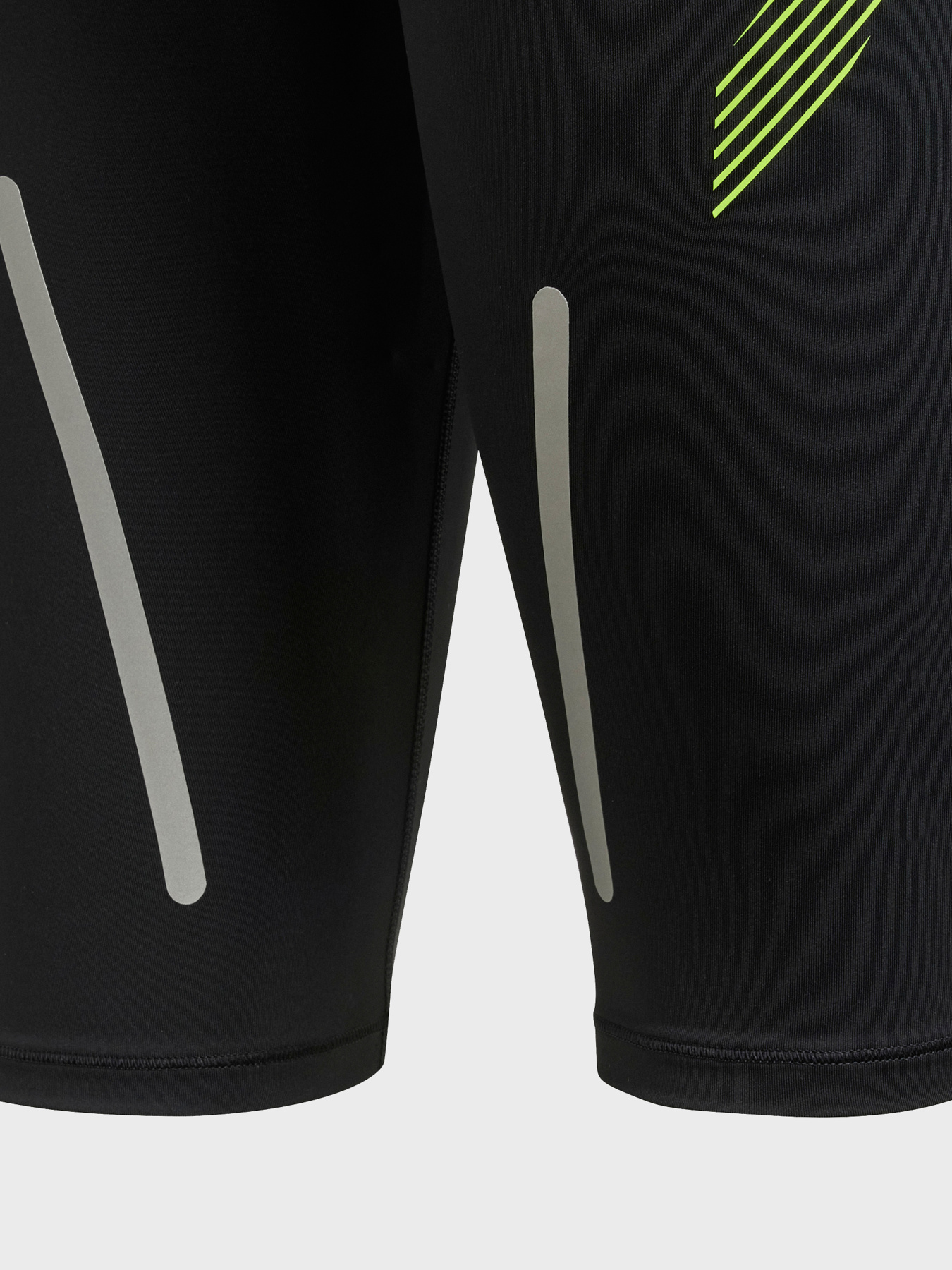 Шорты Adidas модель IZ0175 Фото