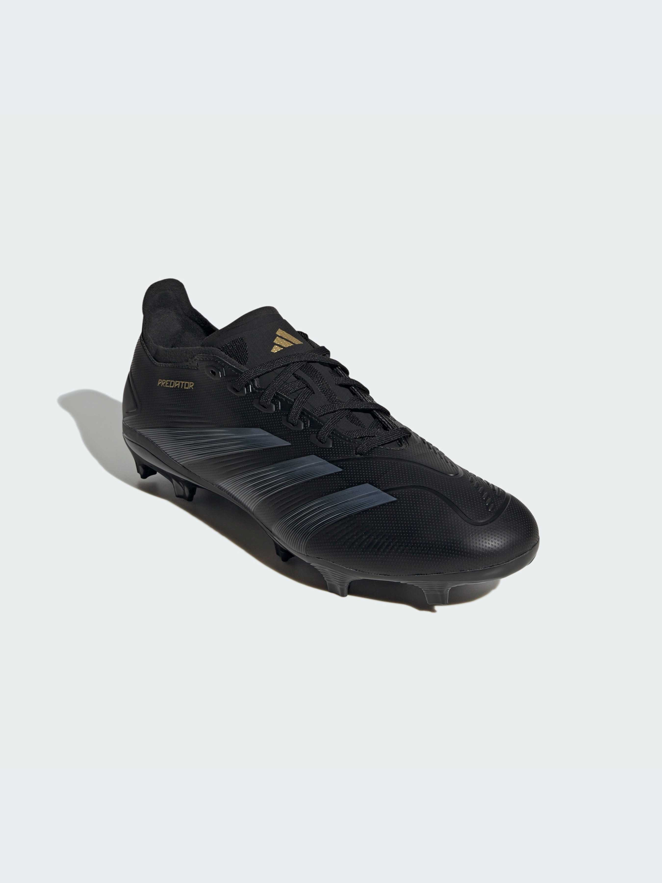 Кросівки Adidas Predator модель IF6347 Фото