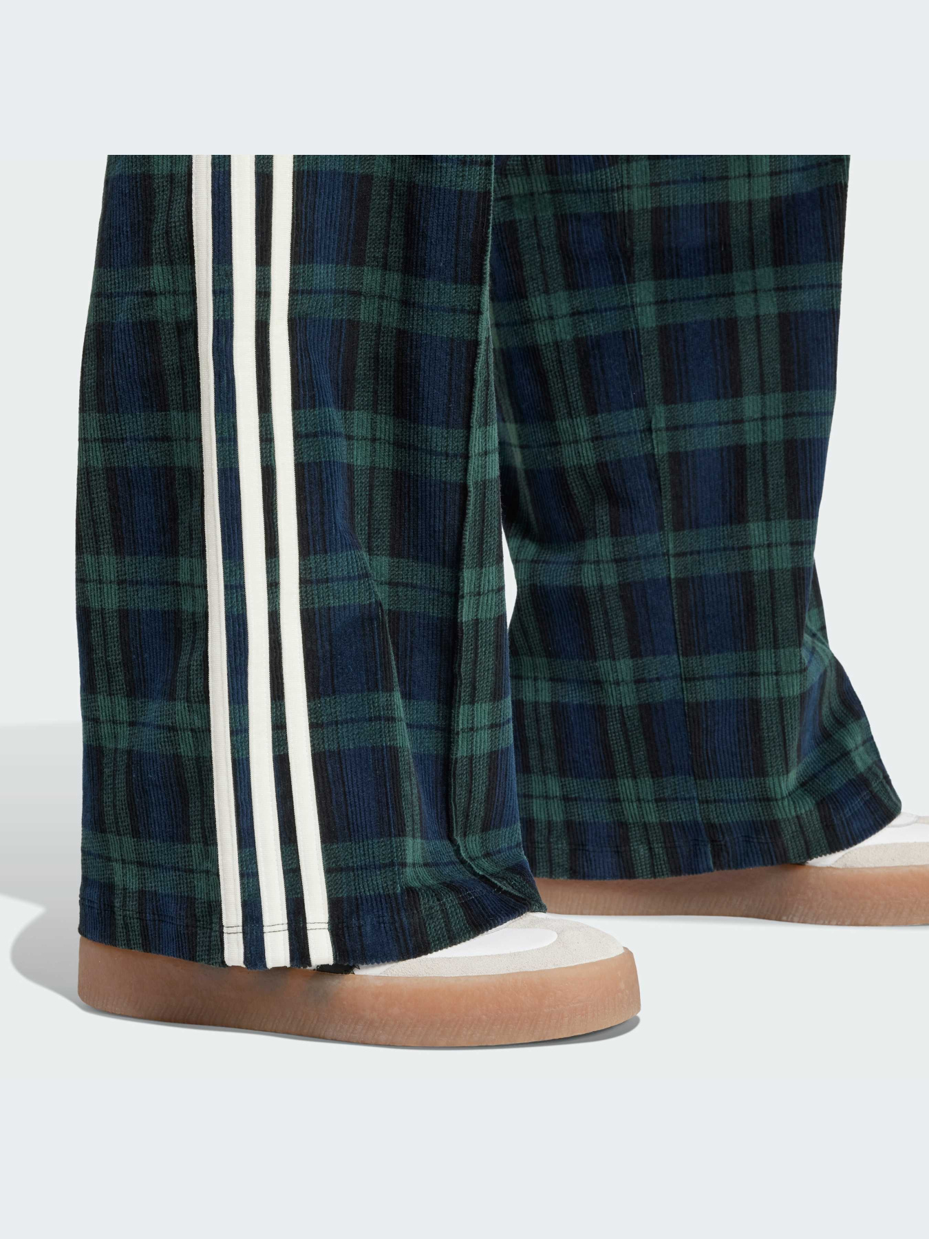 Штани Adidas модель IX7415 Фото