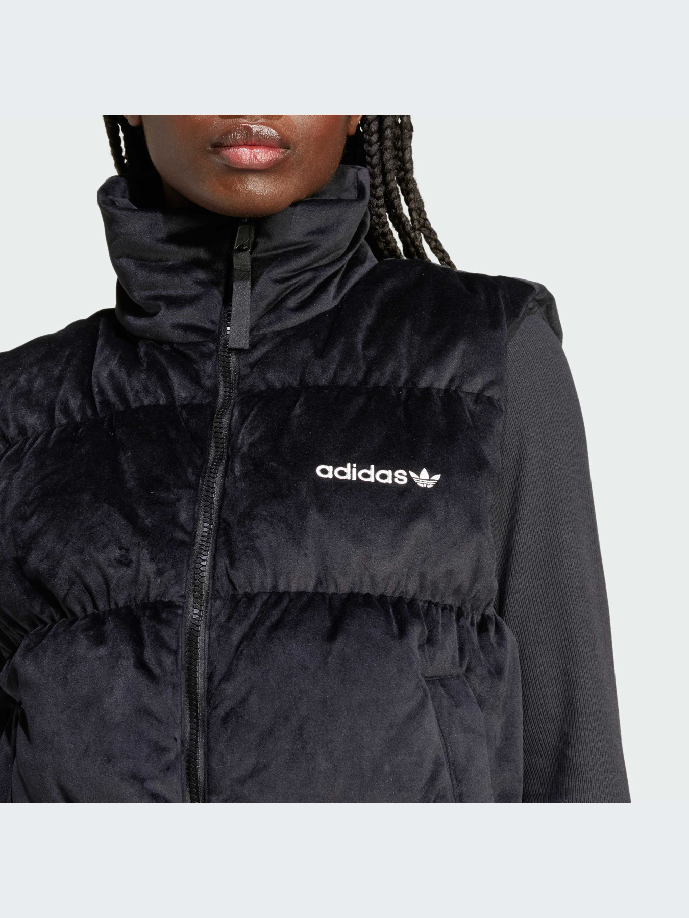 Куртки та дублянки Adidas модель JE7217 Куртки та дублянки Adidas модель JE7217 Фото