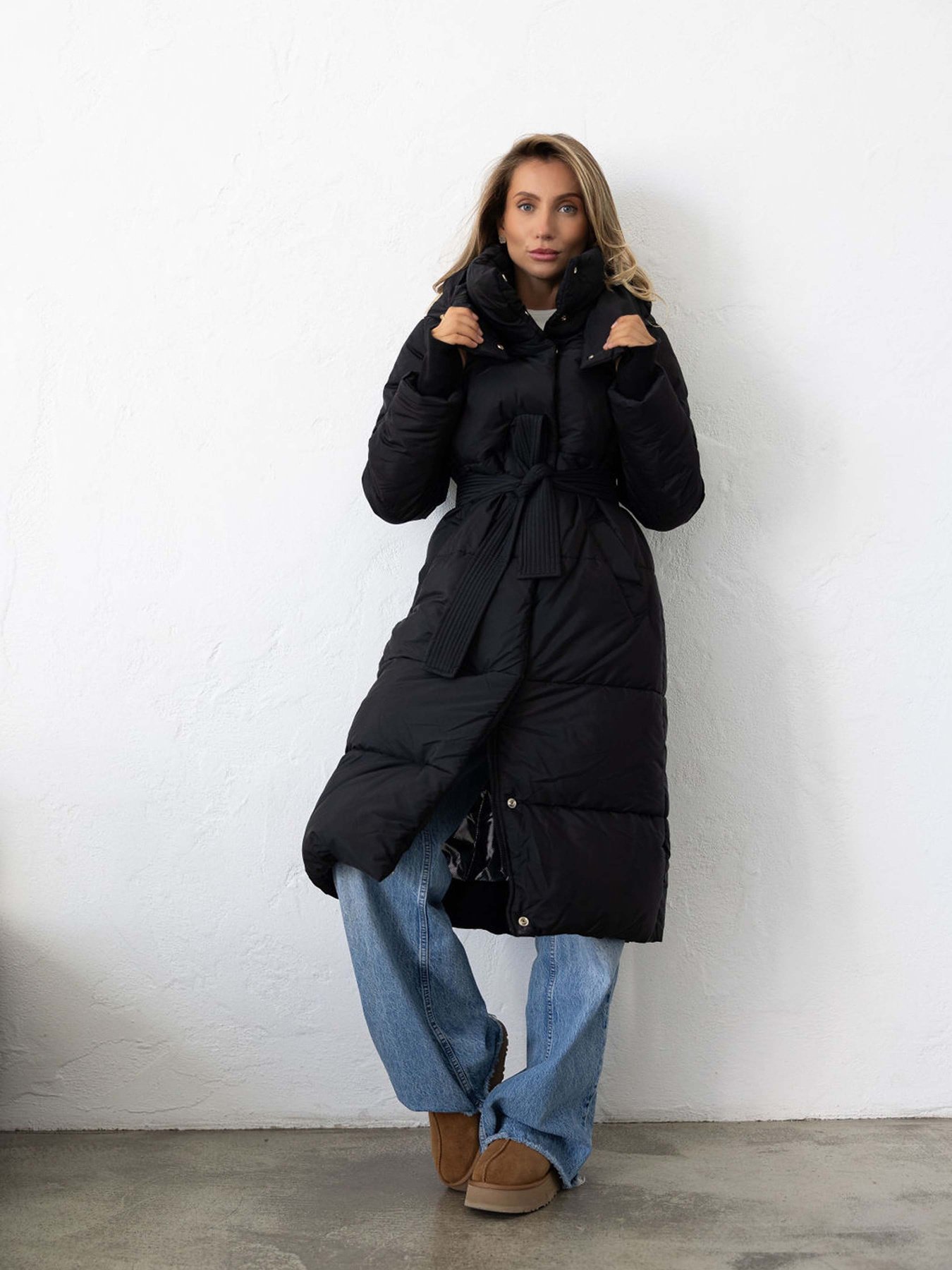 Куртки и дубленки FloveTouch Дана модель 4023BK_Dana_black Куртки и дубленки FloveTouch Дана модель 4023BK_Dana_black Фото