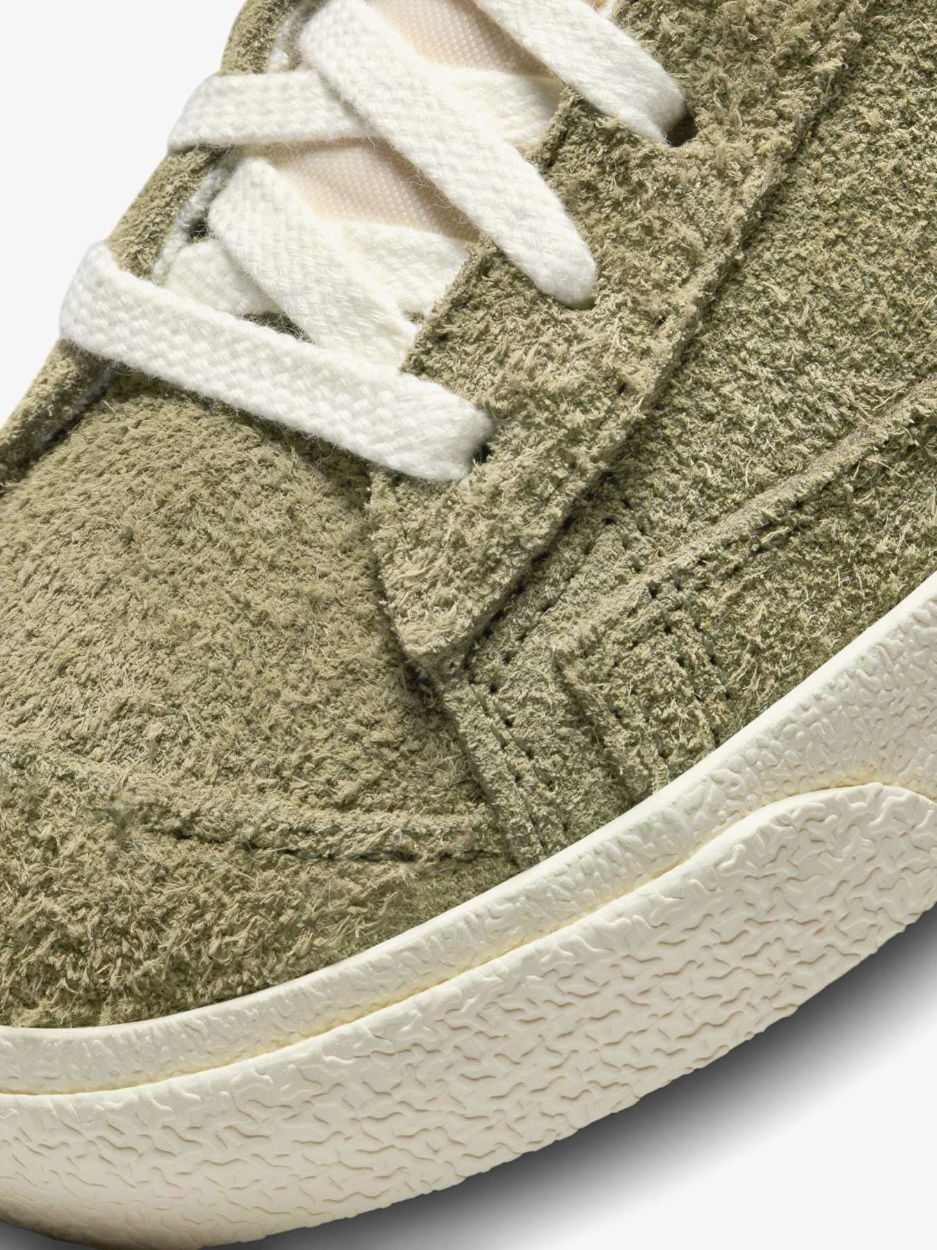 Кеди NIKE Blazer Mid '77 Vintage модель DV7006.201 Фото