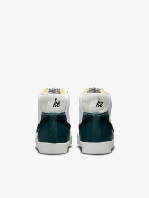 Кеды NIKE модель FB8889.100 Фото