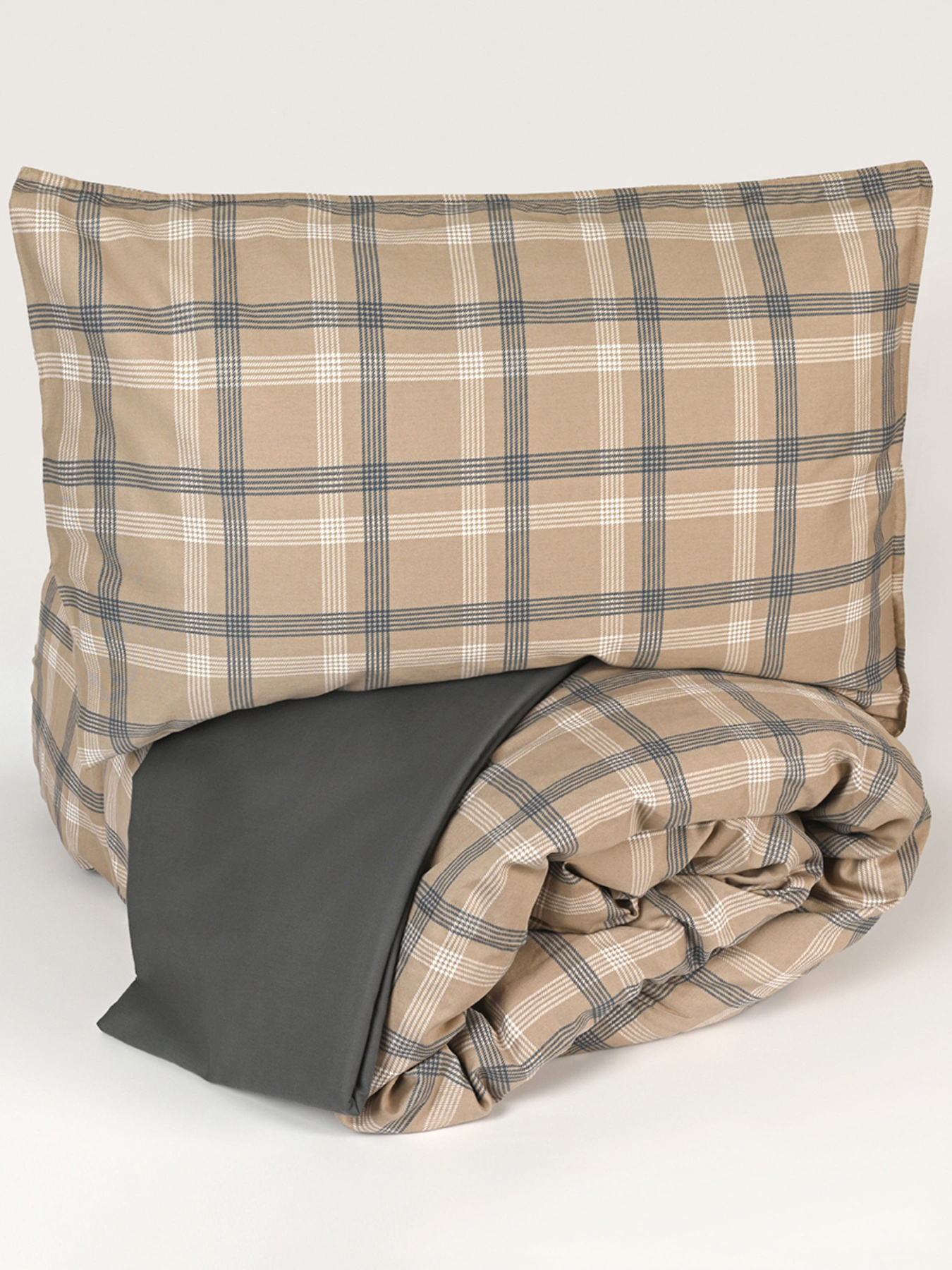 Наволочка "Тартан" з натурального вареного сатину MBM HOME модель BL-P-04 GRAY/BEIGE Наволочка "Тартан" з натурального вареного сатину MBM HOME модель BL-P-04 GRAY/BEIGE Фото