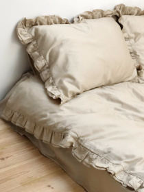 Наволочка з рюшами лате Cozy модель 7992349 Фото