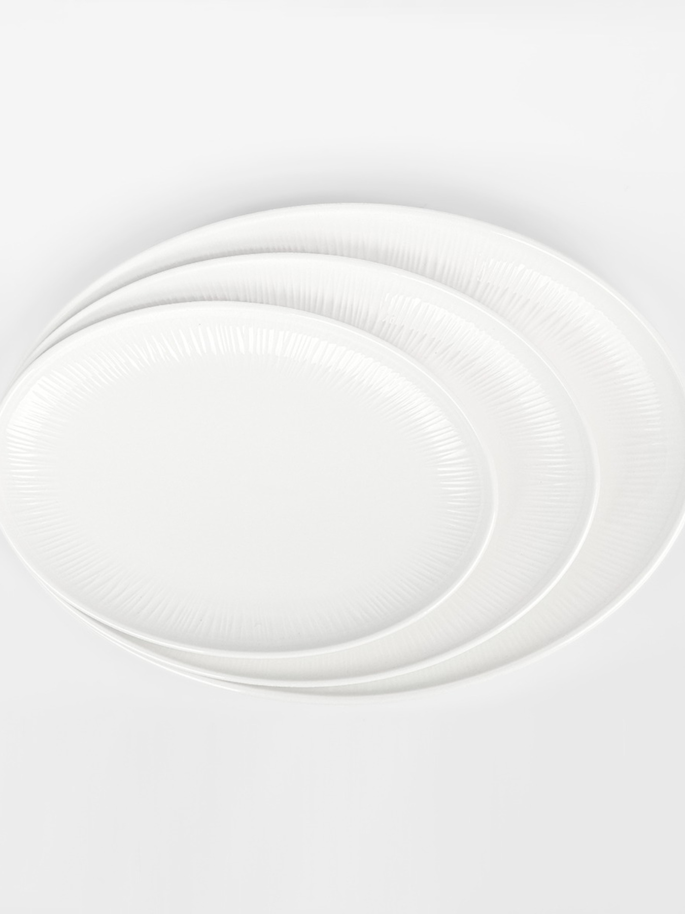 Тарелка овальная "Луч" белая MBM HOME модель KP-110 WHITE Фото