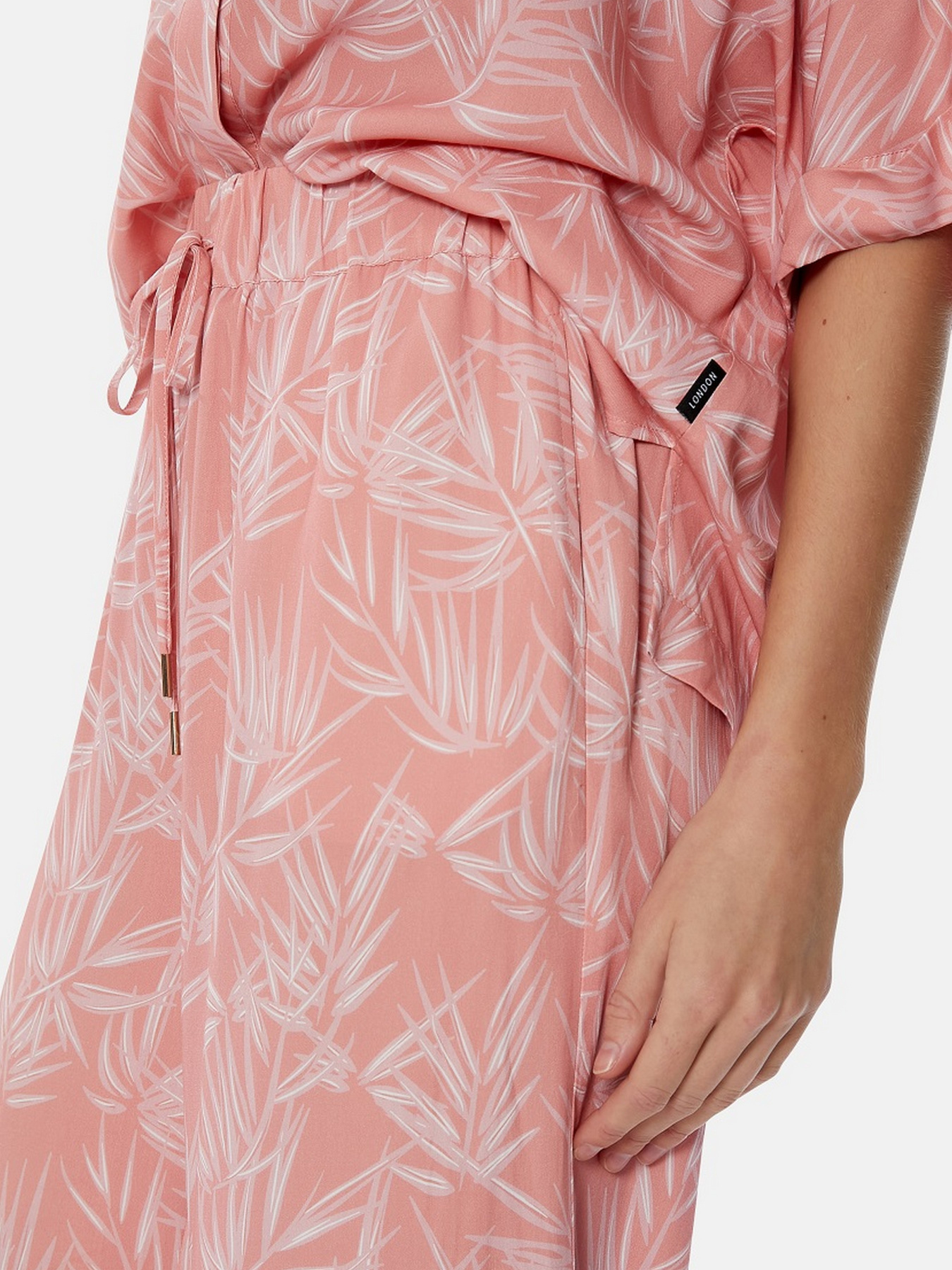 Одежда для дома и сна Pretty You London Printed Studio модель Printed-Studio-Long Фото