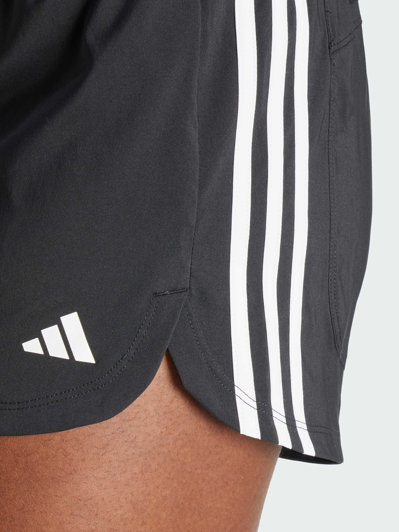 Шорты Adidas 3 Stripes модель IT7760 Шорты Adidas 3 Stripes модель IT7760 Фото