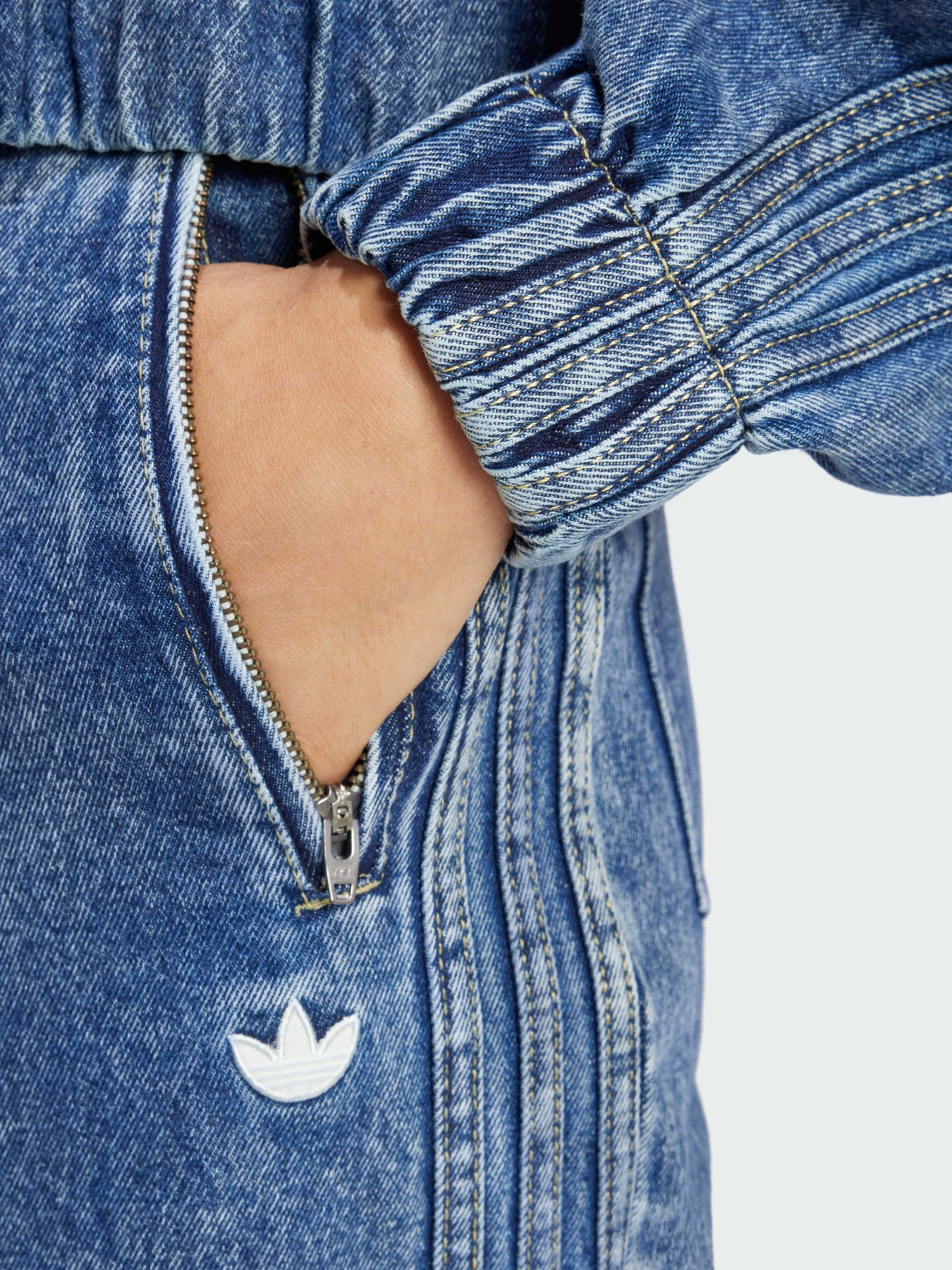 Джинси Adidas модель IW5758 Фото