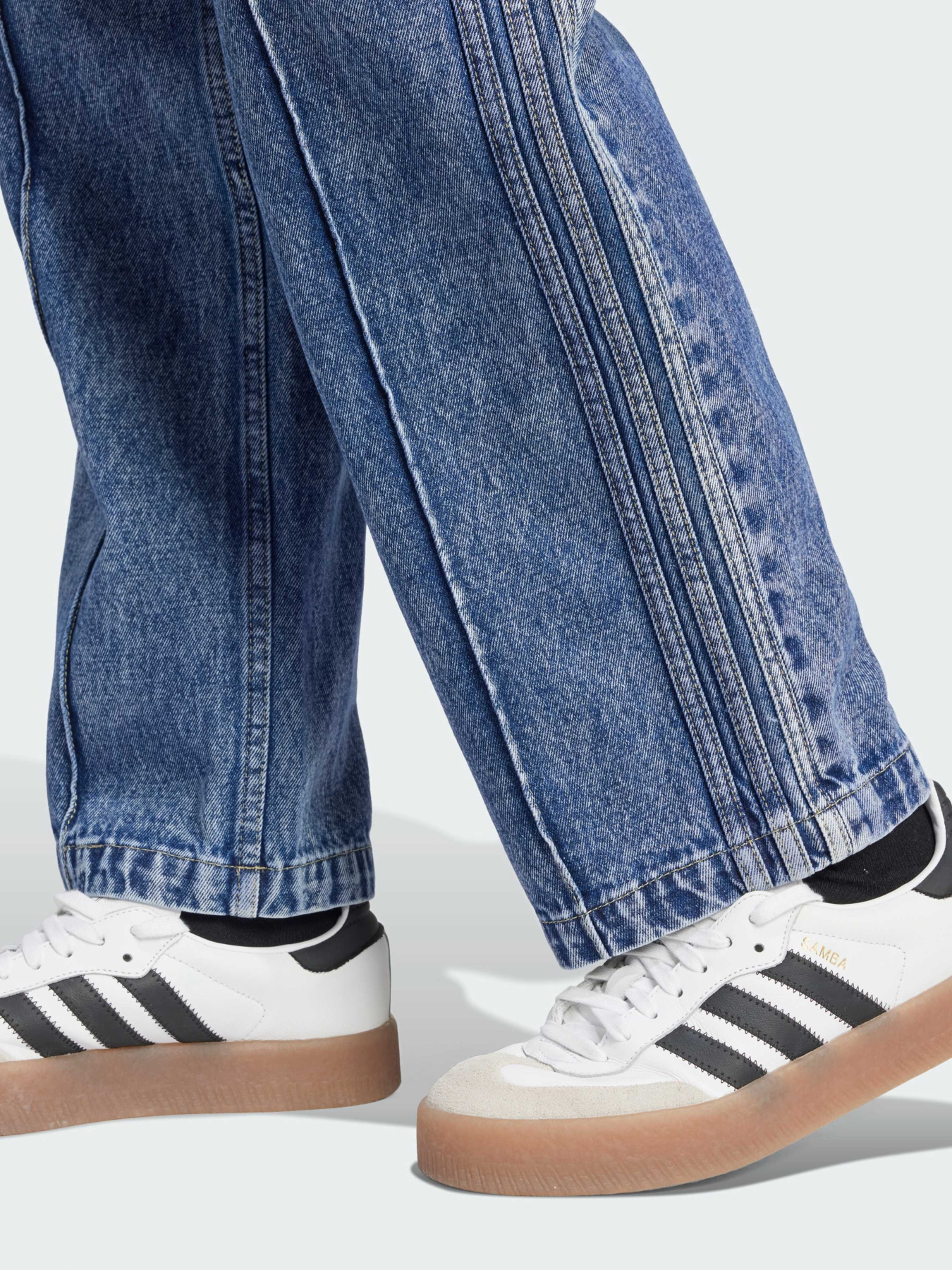 Джинси Adidas модель IW5758 Фото