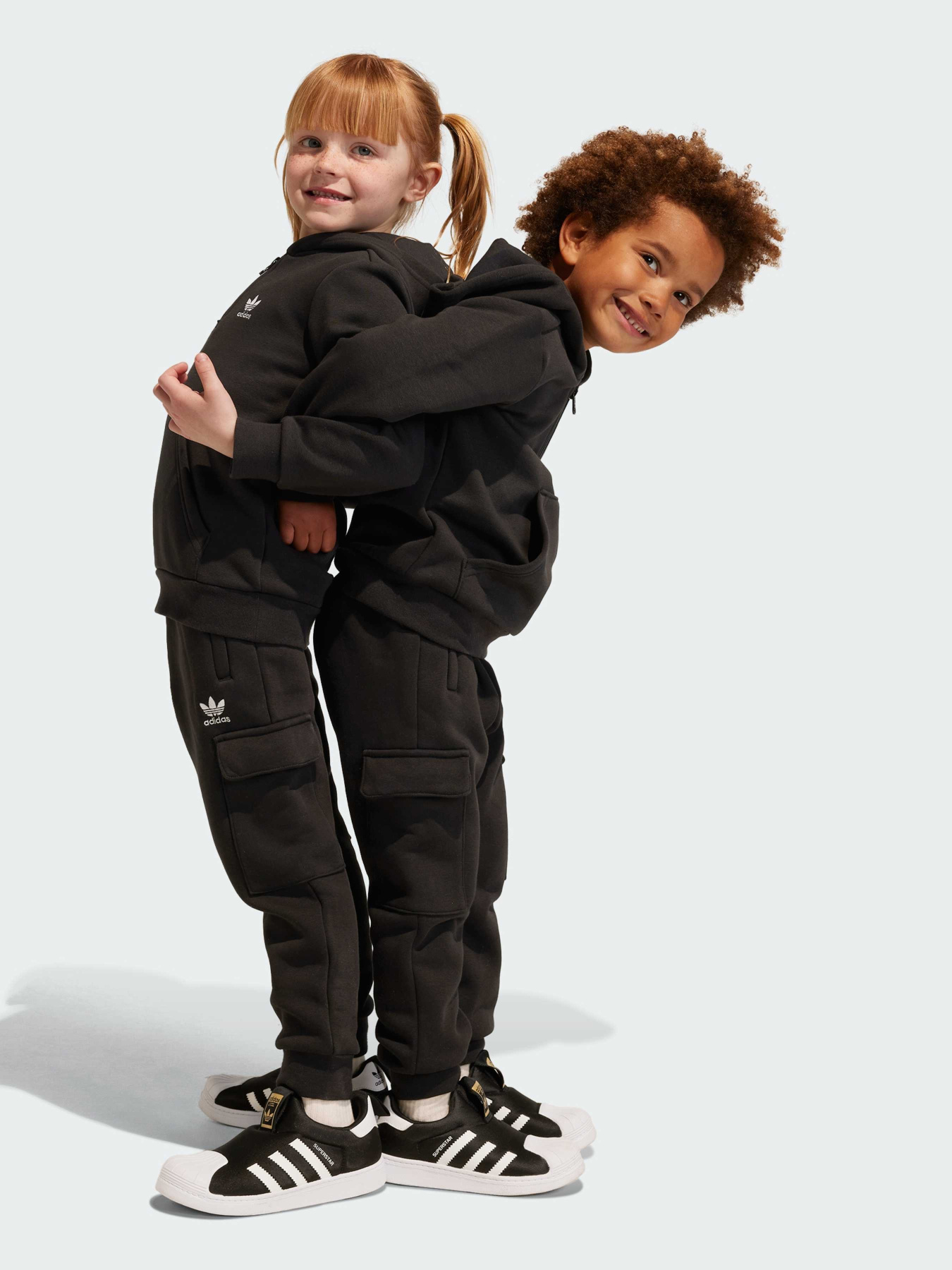 Костюмы Adidas модель IL2481 Костюмы Adidas модель IL2481 Фото