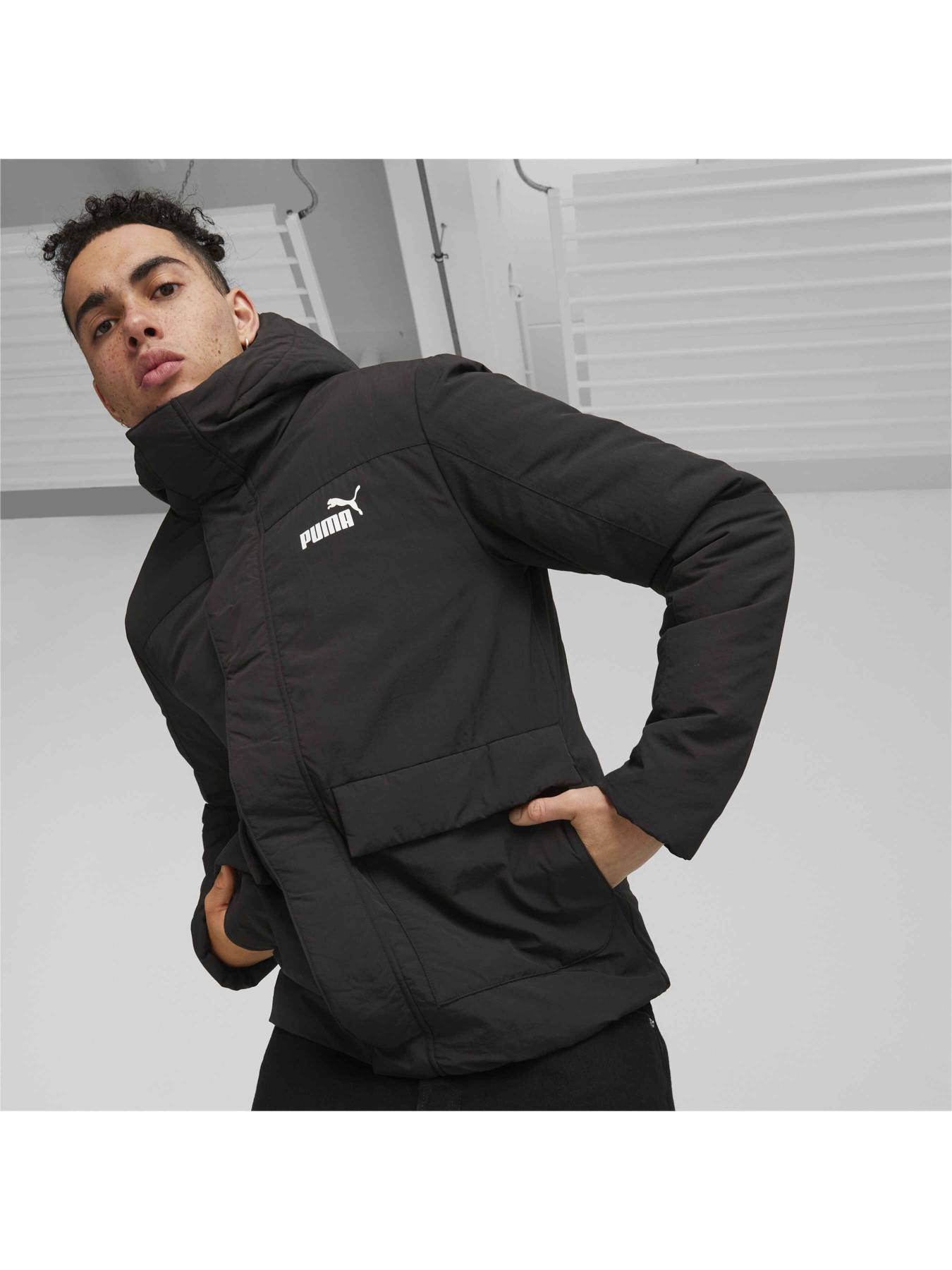 Куртки та дублянки PUMA Hooded Padded Jacket модель 675382 Куртки та дублянки PUMA Hooded Padded Jacket модель 675382 Фото