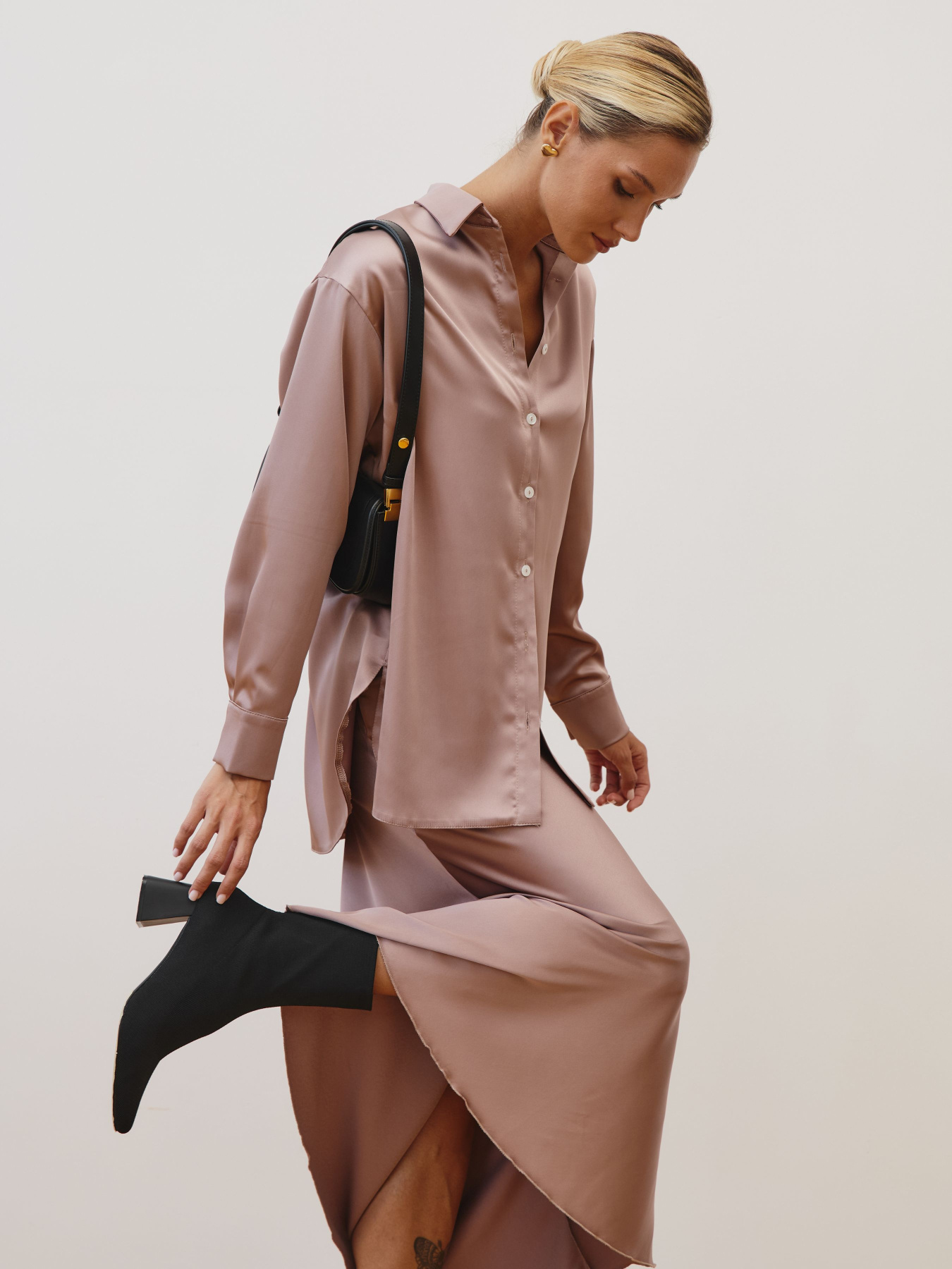 Рубашки Lilove модель 285 Рубашки Lilove модель 285 Фото