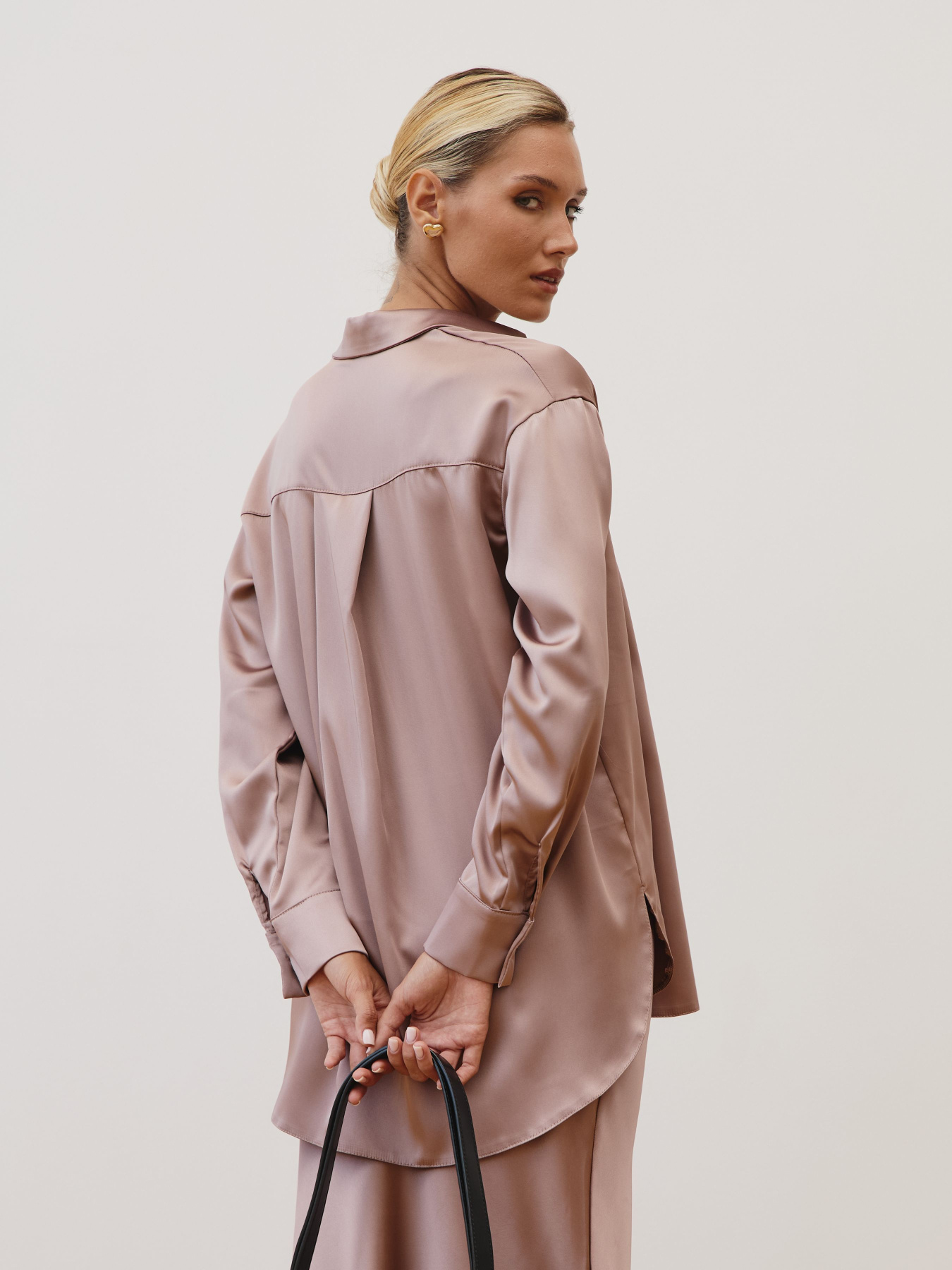 Рубашки Lilove модель 285 Рубашки Lilove модель 285 Фото