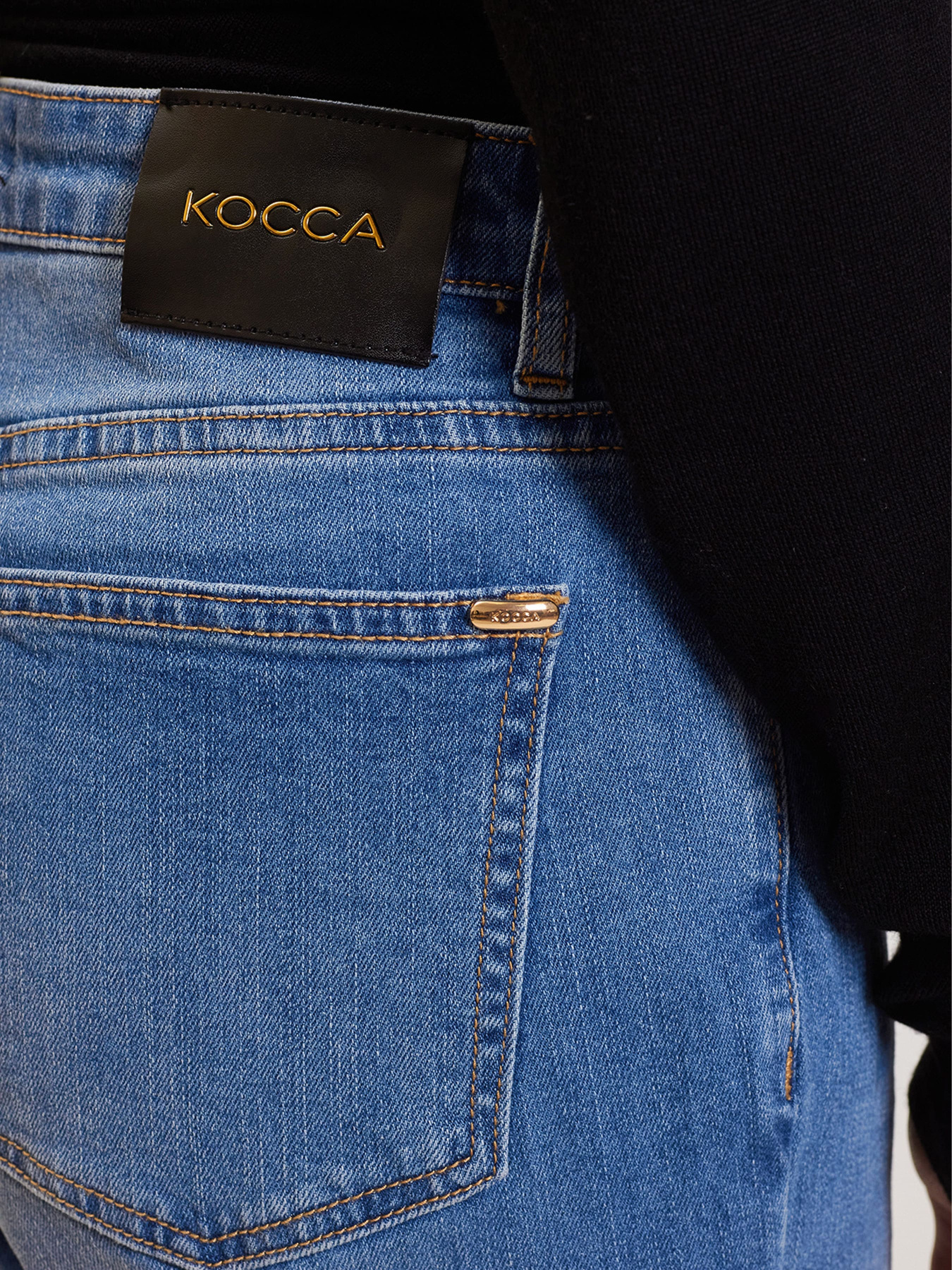 Джинсы KOCCA модель A24PPD2878ABUNL434 Фото