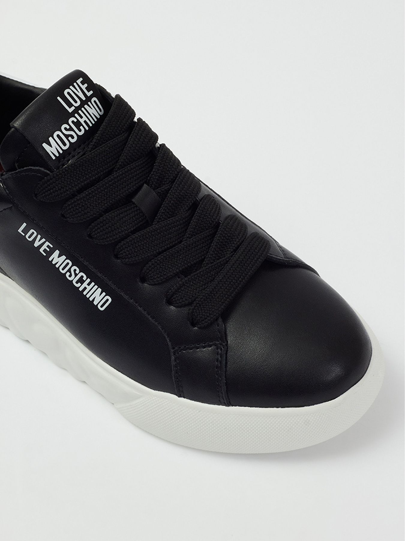 Кеди Moschino модель JA15034G0LIA100A Фото