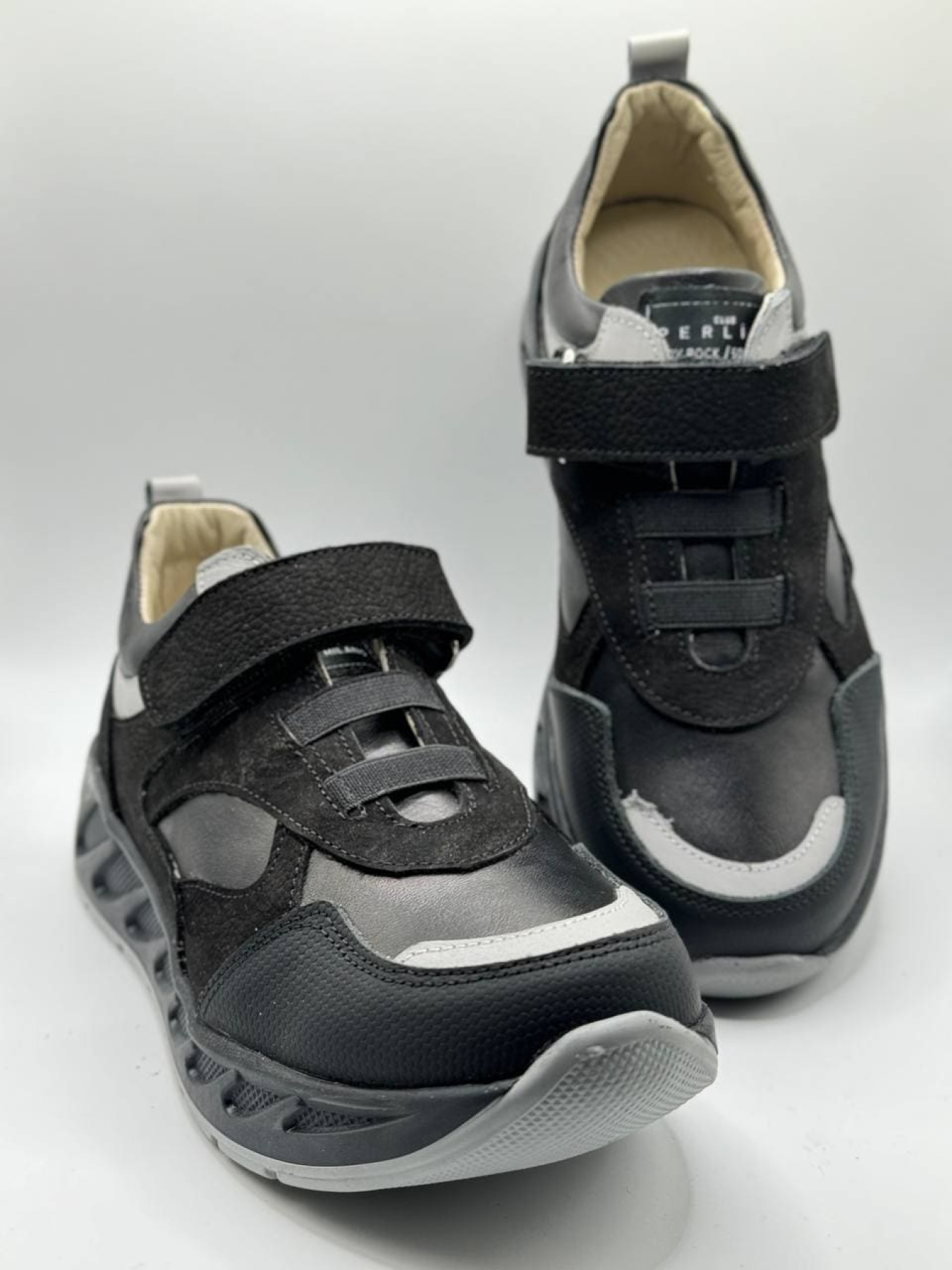 Кроссовки Perlina модель 105black Кроссовки Perlina модель 105black Фото