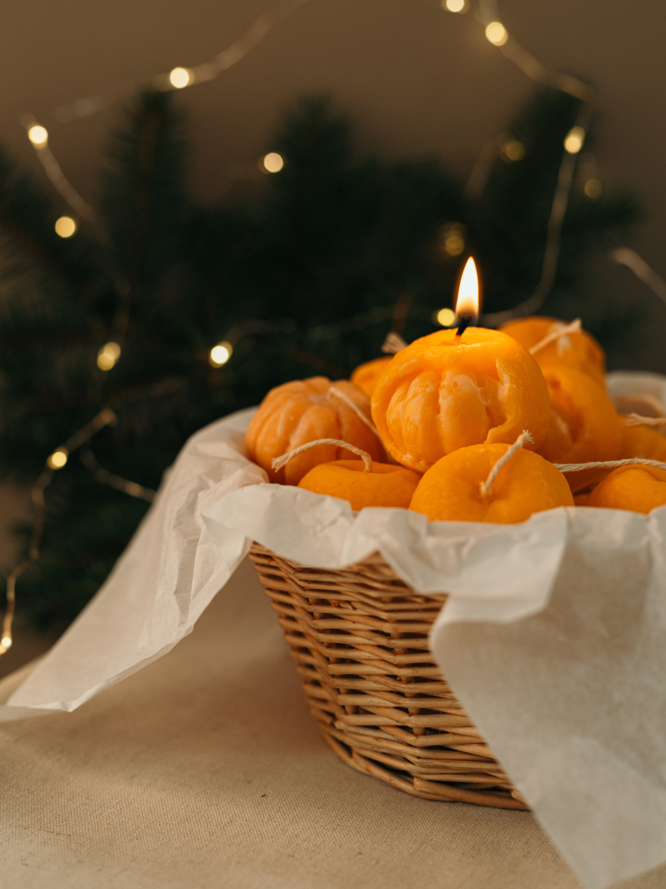 Аромасвеча "Мандарин очищенный", аромат Chiffon, из натурального оливкового воска Candle Design модель 190.2002 Фото