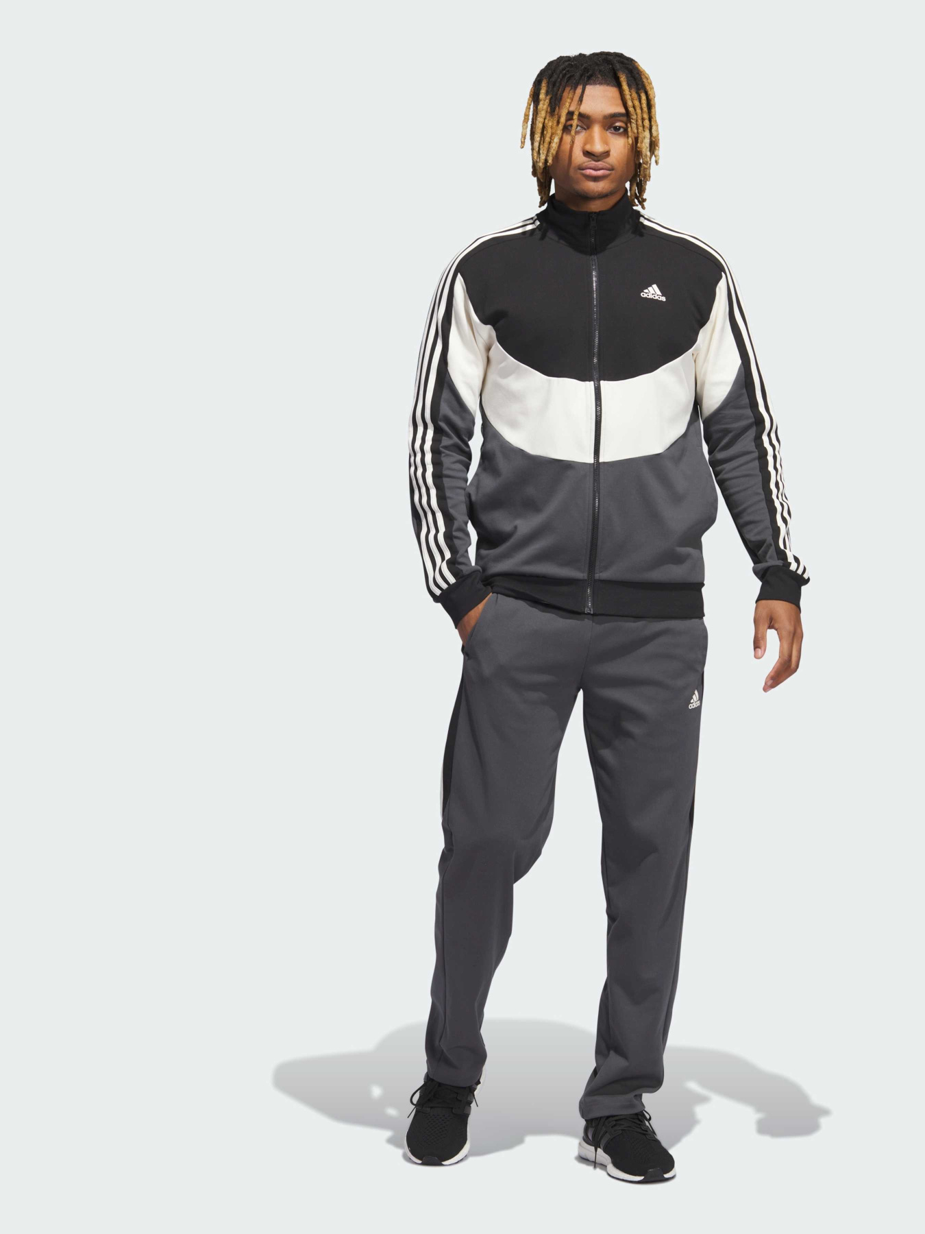Костюмы Adidas модель IC6754 Костюмы Adidas модель IC6754 Фото