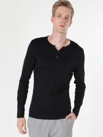 Худи и свитшоты Colin’s модель CL1022847_q1.v1_BLK Фото