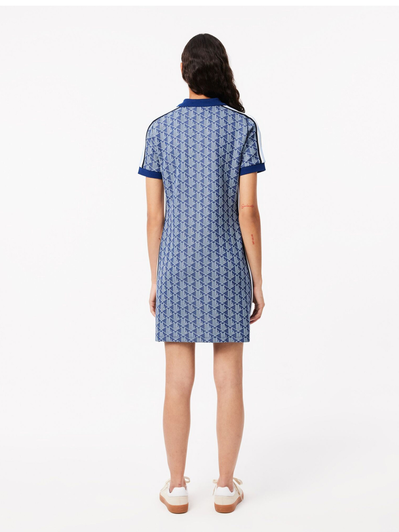Сукні Lacoste модель EF26556LE Фото